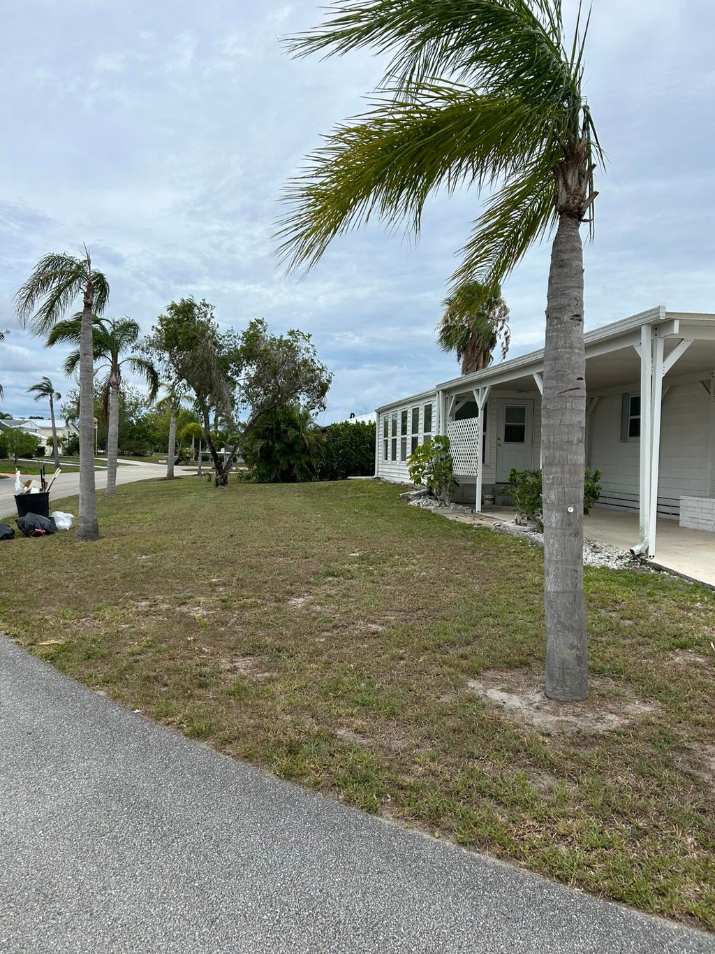 Photo of 39 Verde Vista Vis, Fort Pierce, FL 34951 (MLS # R10989198)
