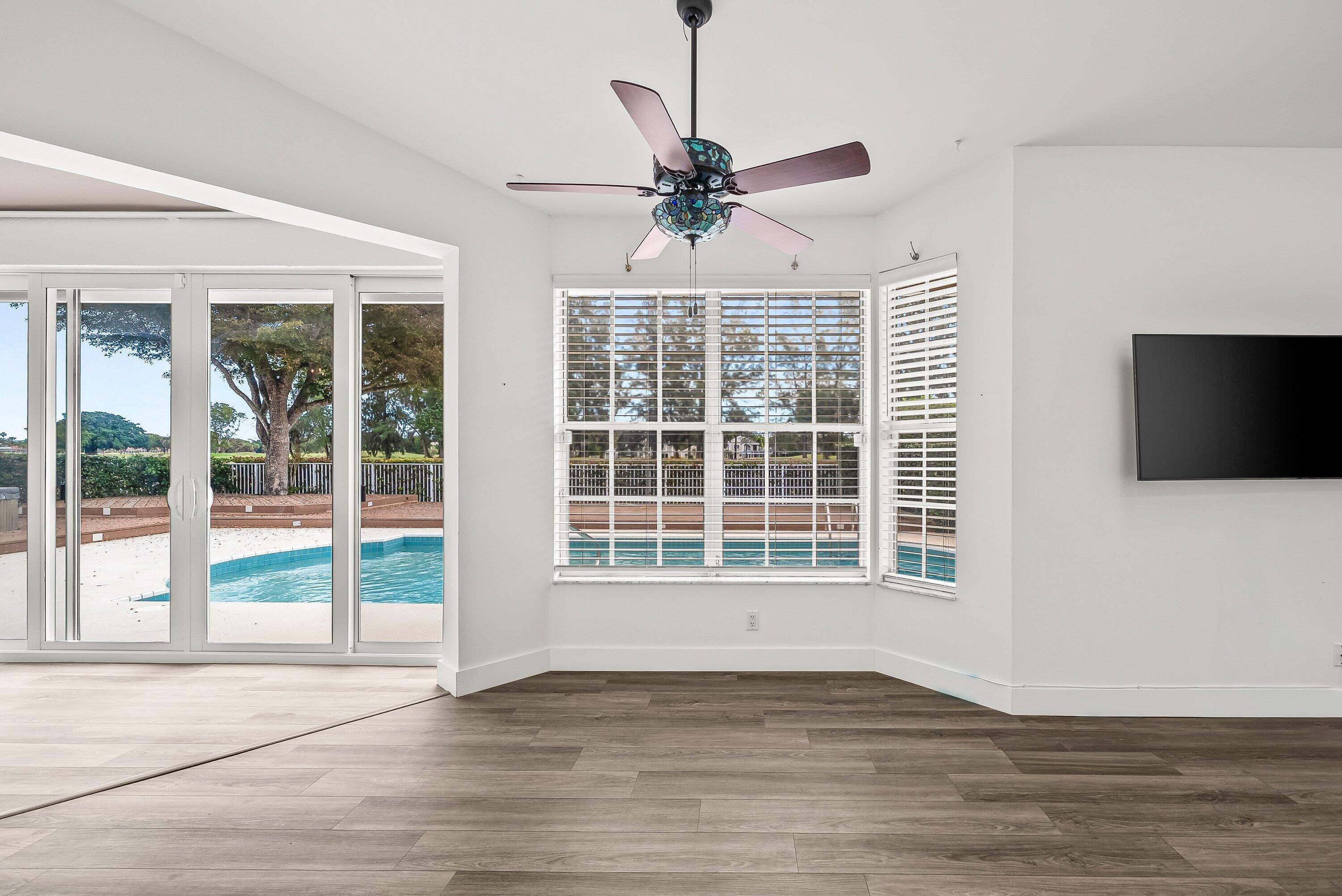 PGA RESORT COMMUNITY OF EAGLETON ESTATES - Residential