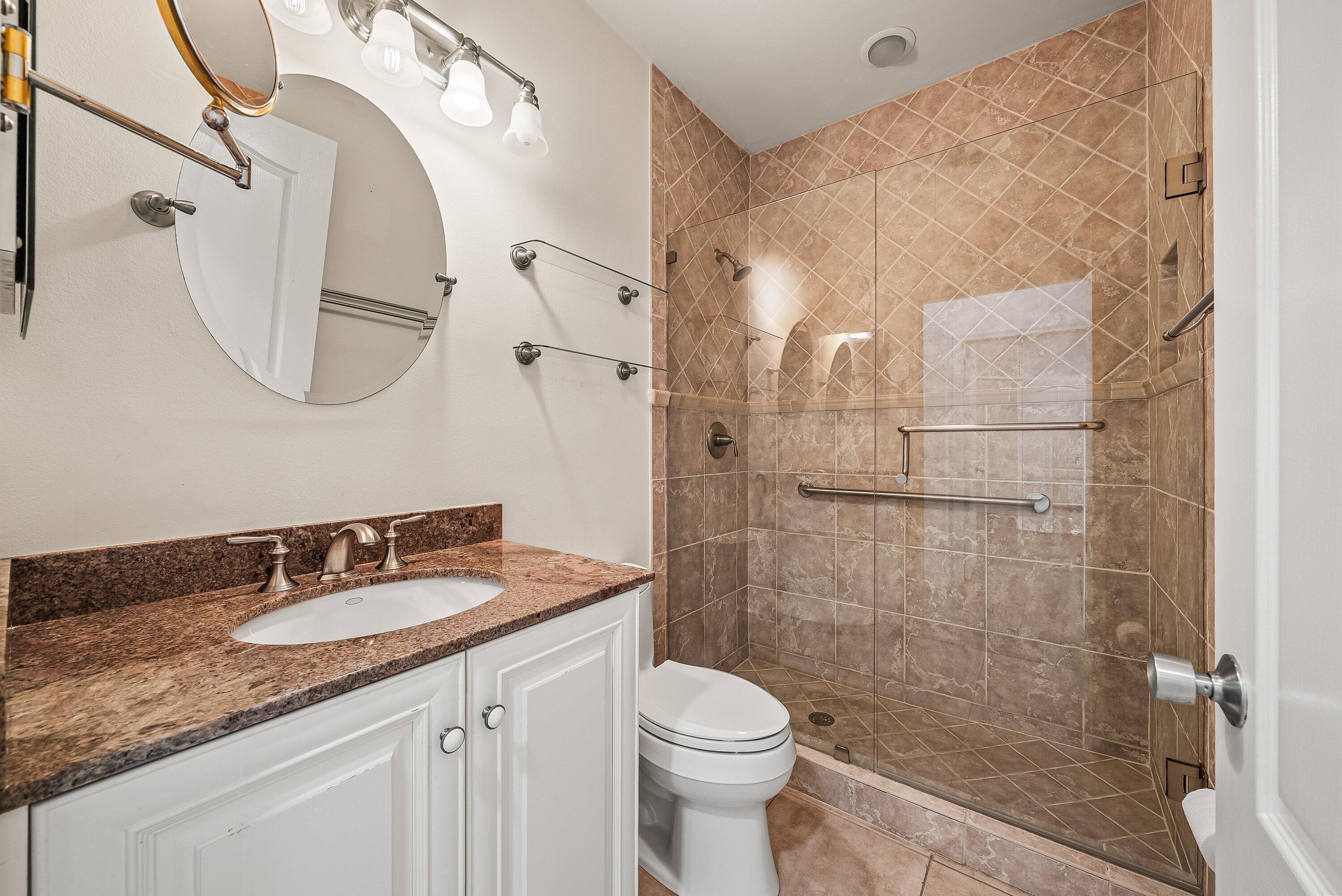 PGA RESORT COMMUNITY OF EAGLETON ESTATES - Residential