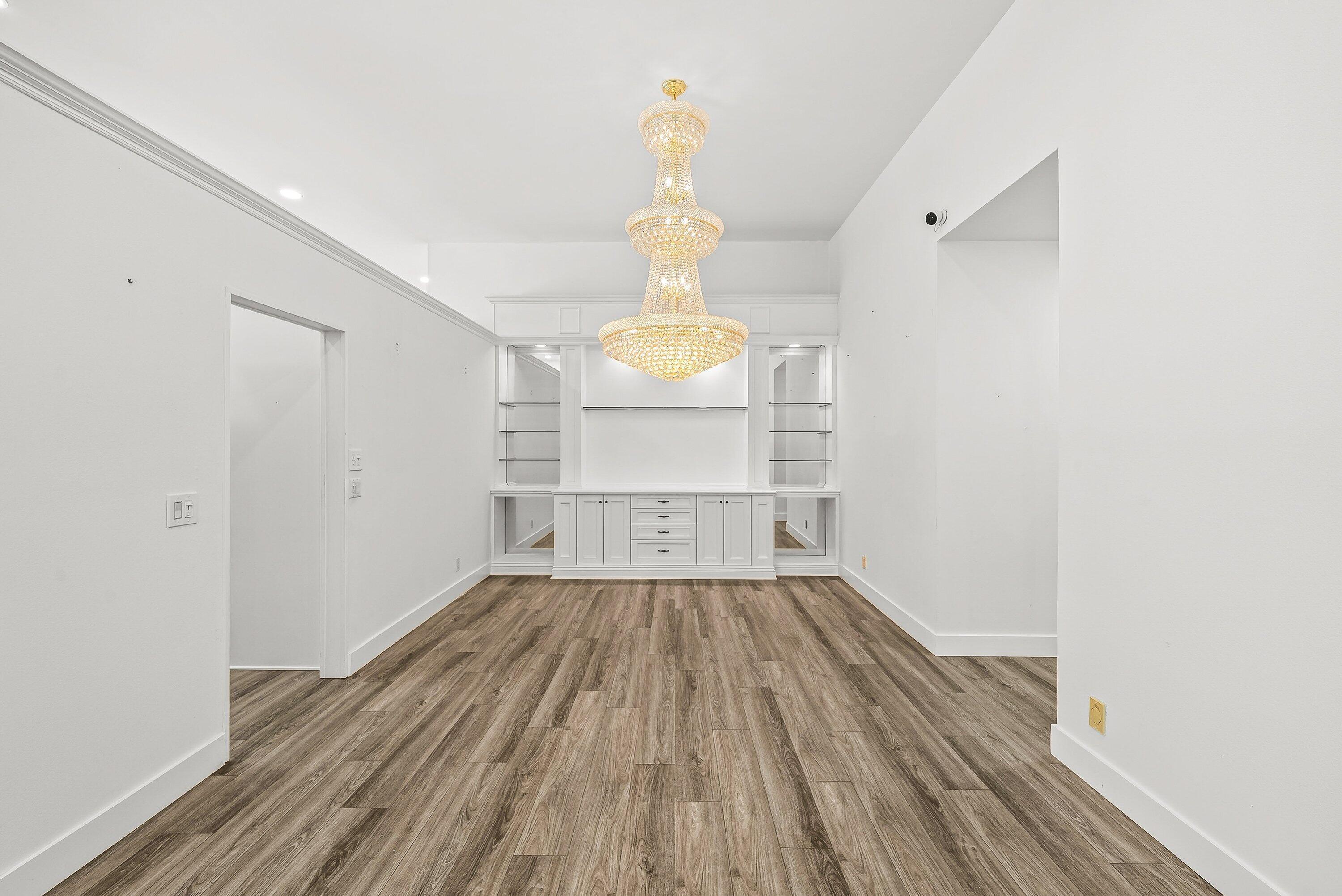 PGA RESORT COMMUNITY OF EAGLETON ESTATES - Residential