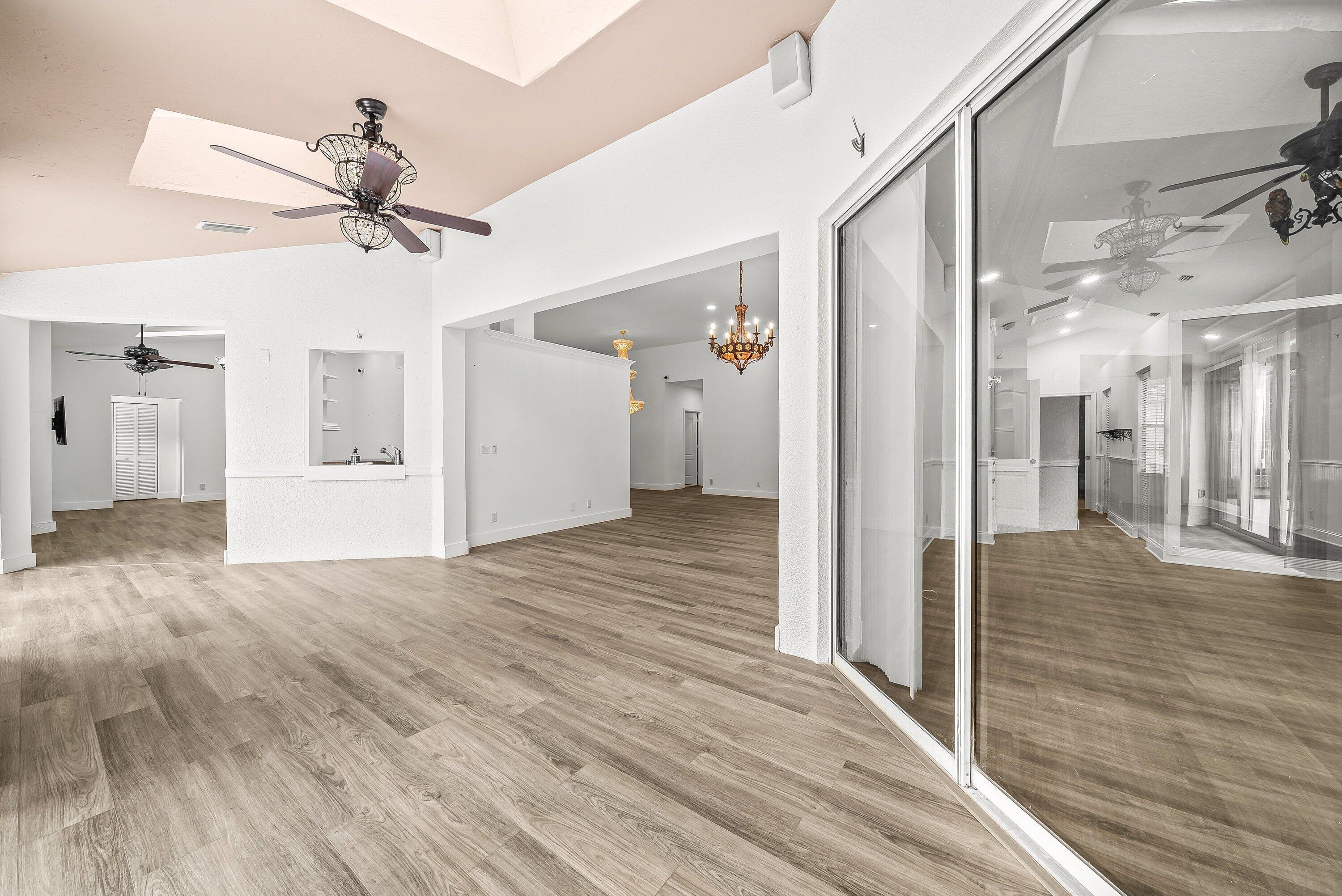 PGA RESORT COMMUNITY OF EAGLETON ESTATES - Residential