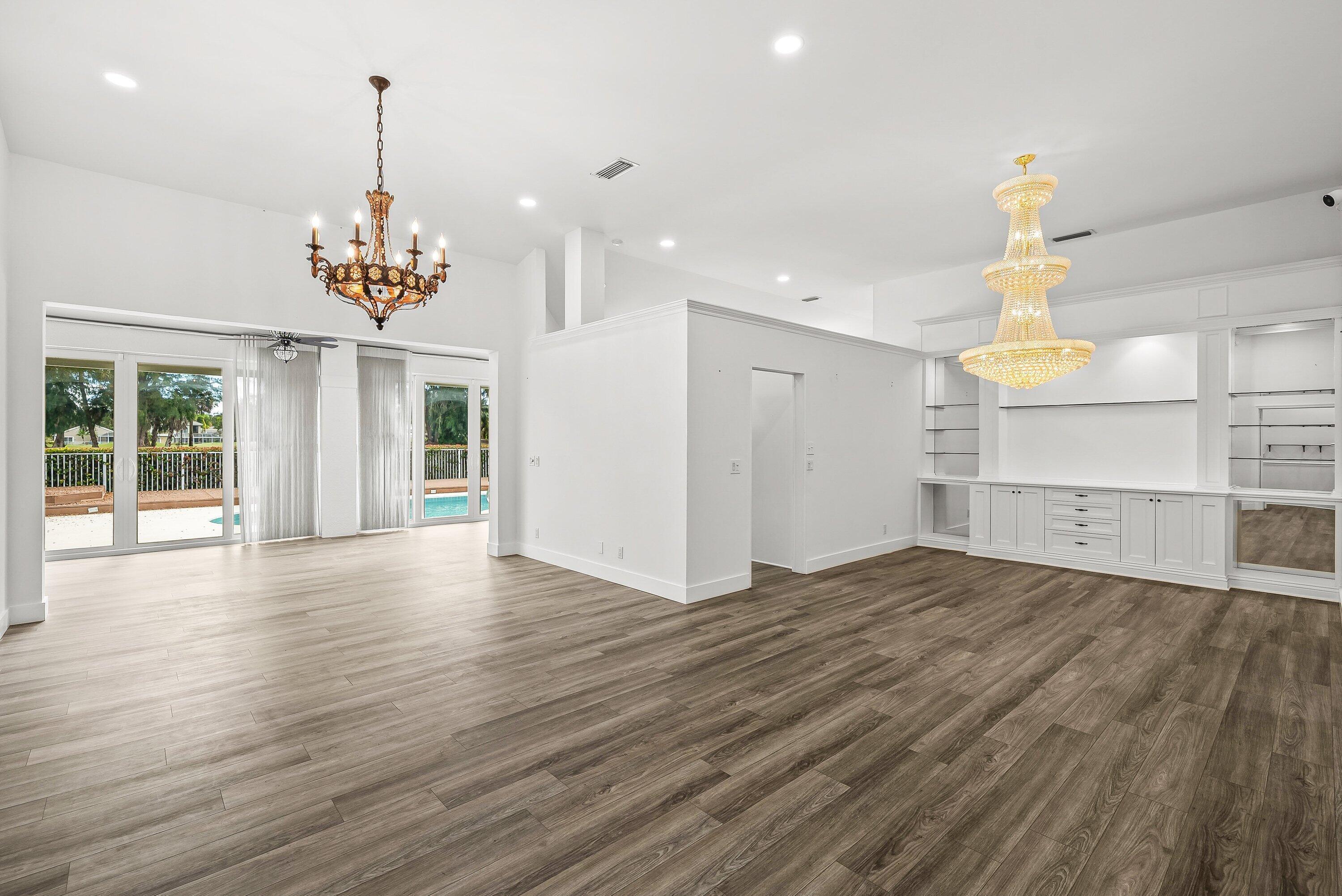 PGA RESORT COMMUNITY OF EAGLETON ESTATES - Residential