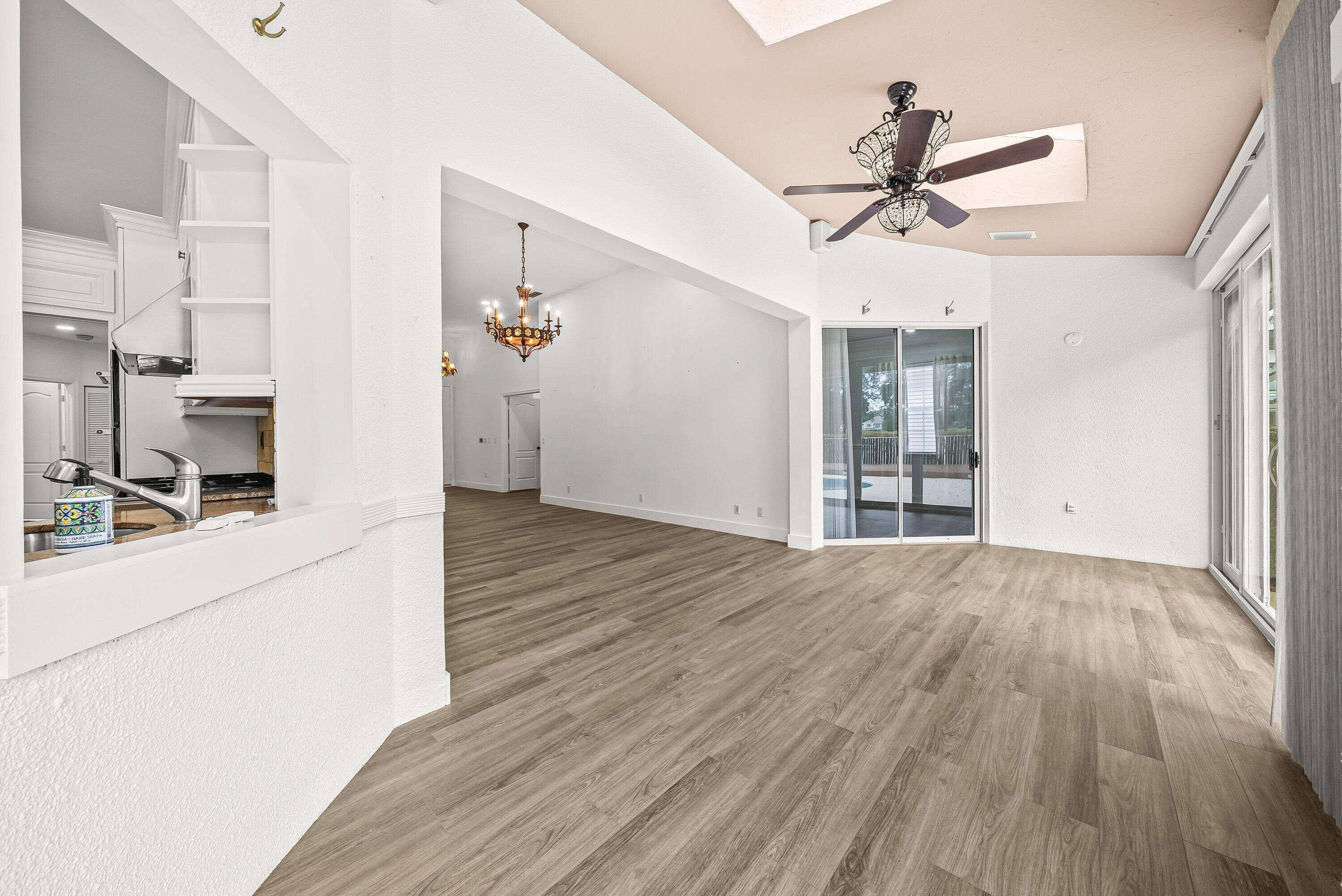 PGA RESORT COMMUNITY OF EAGLETON ESTATES - Residential