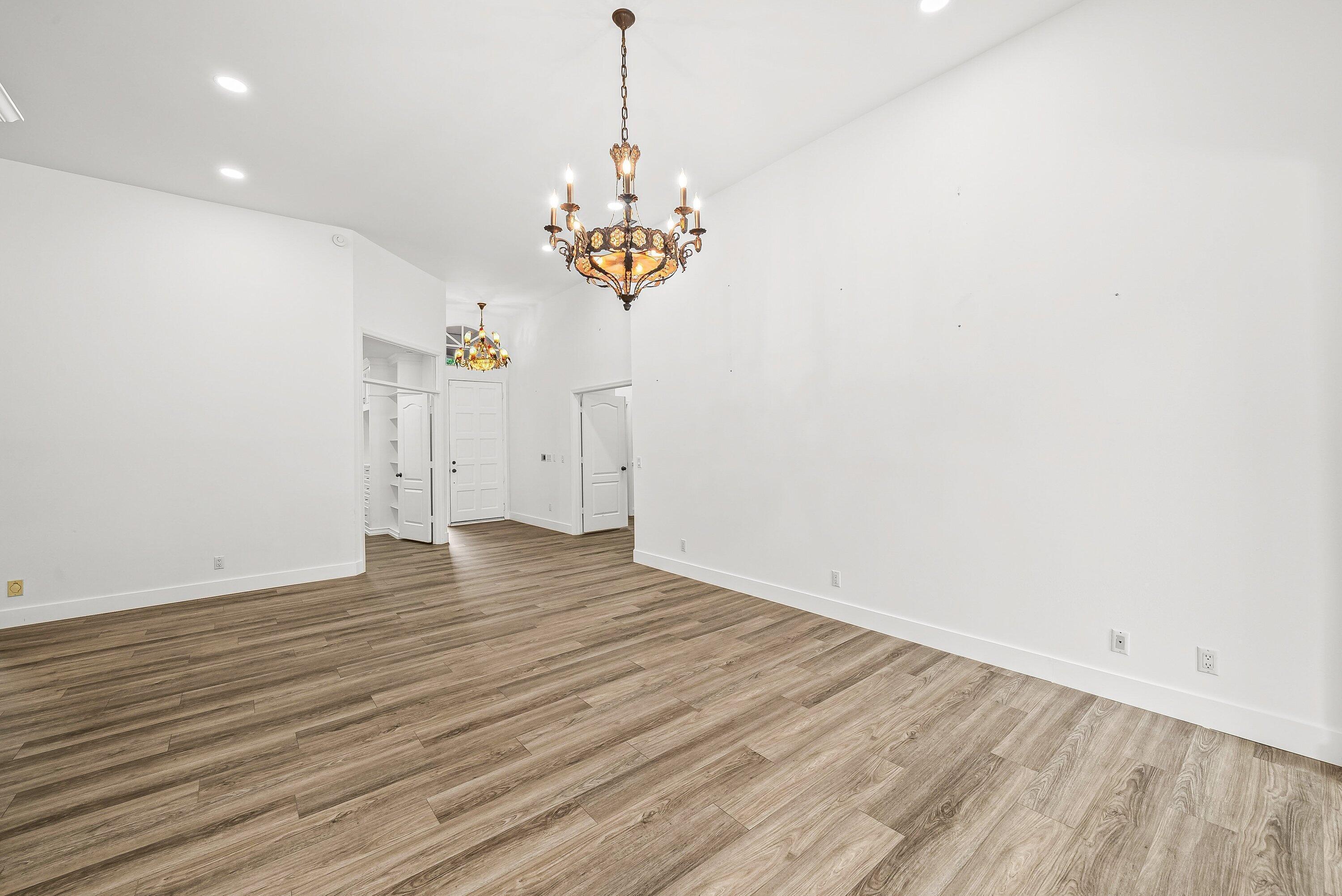 PGA RESORT COMMUNITY OF EAGLETON ESTATES - Residential