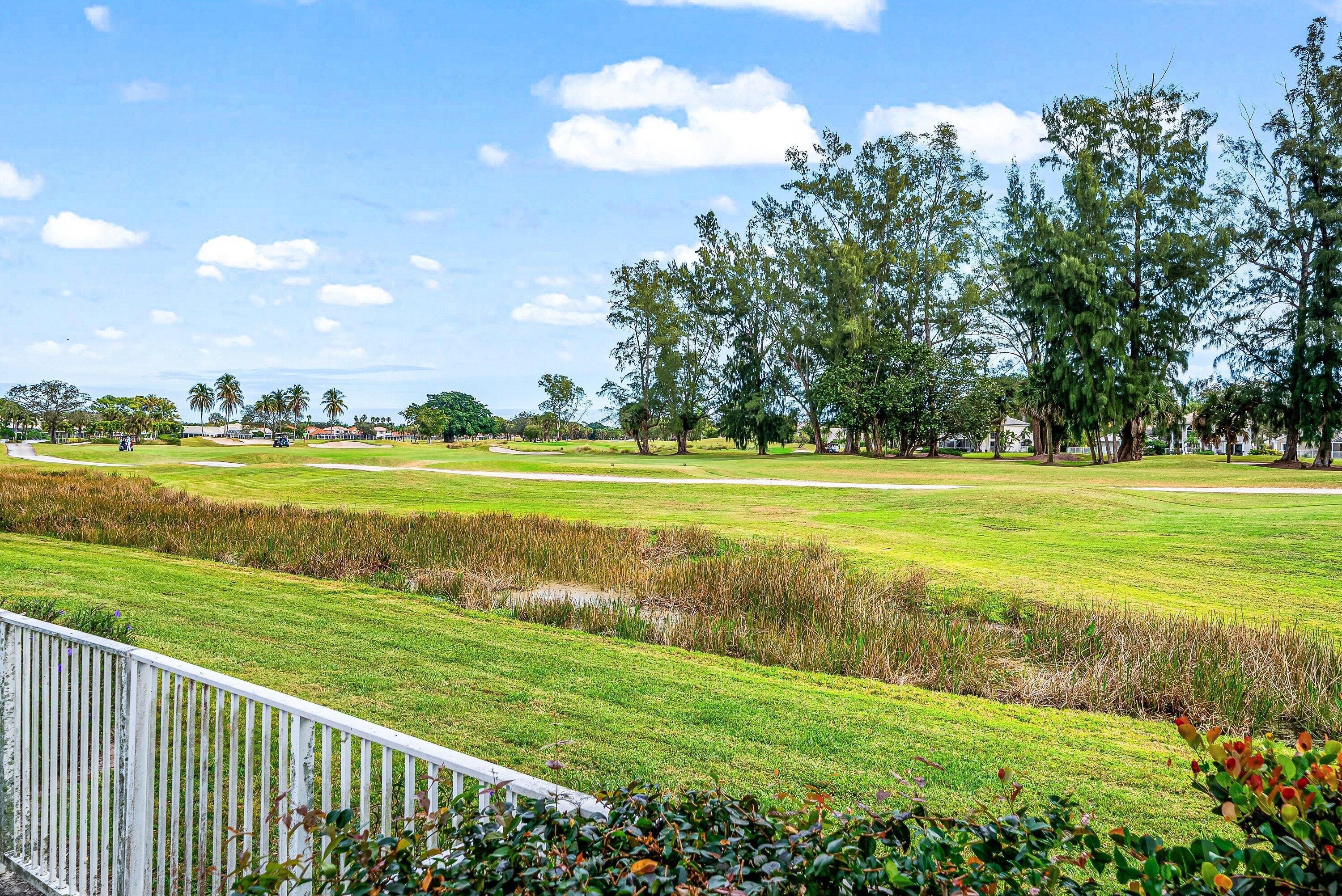 PGA RESORT COMMUNITY OF EAGLETON ESTATES - Residential