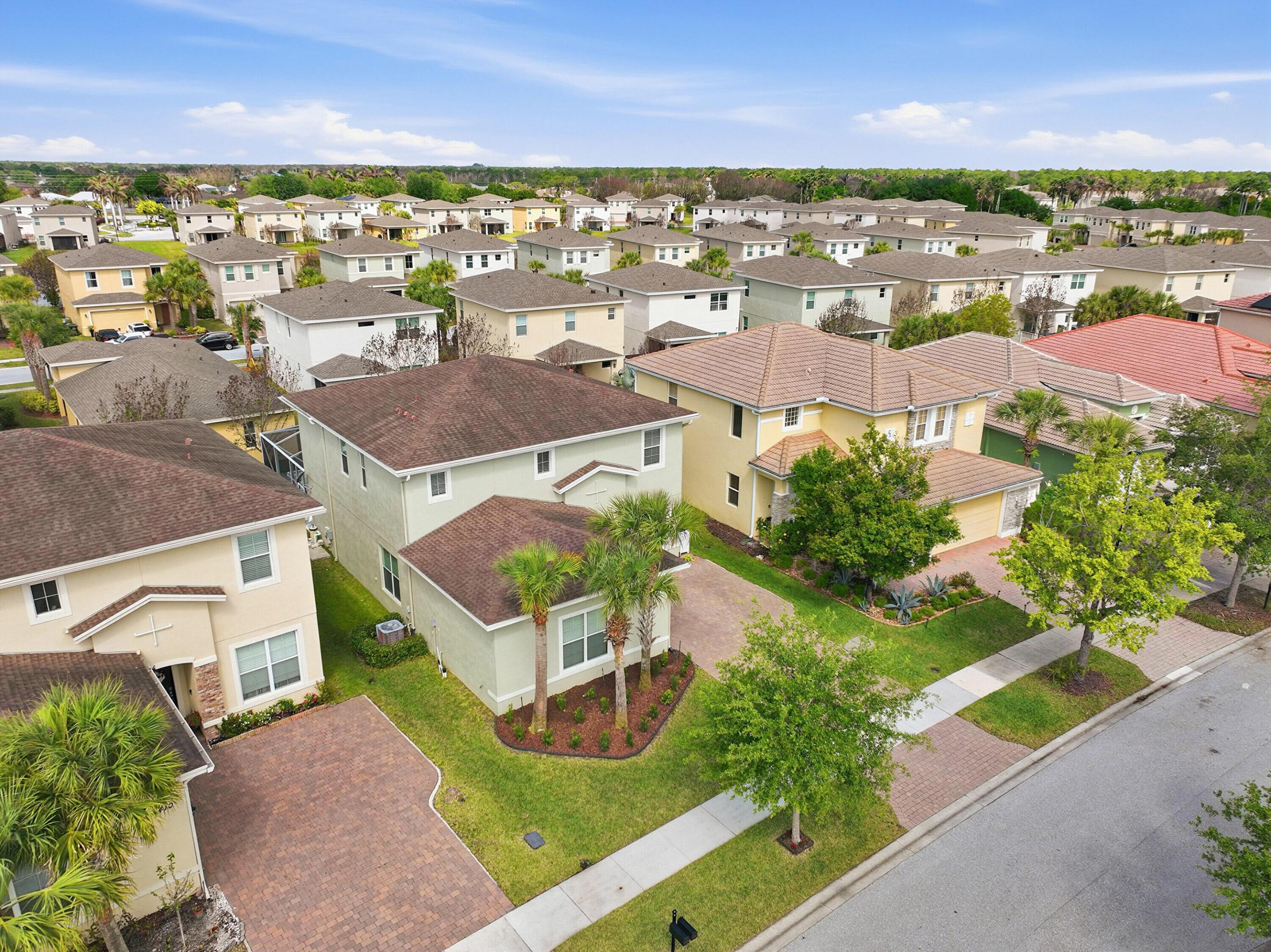 VIZCAYA FALLS PLAT 1 - Residential