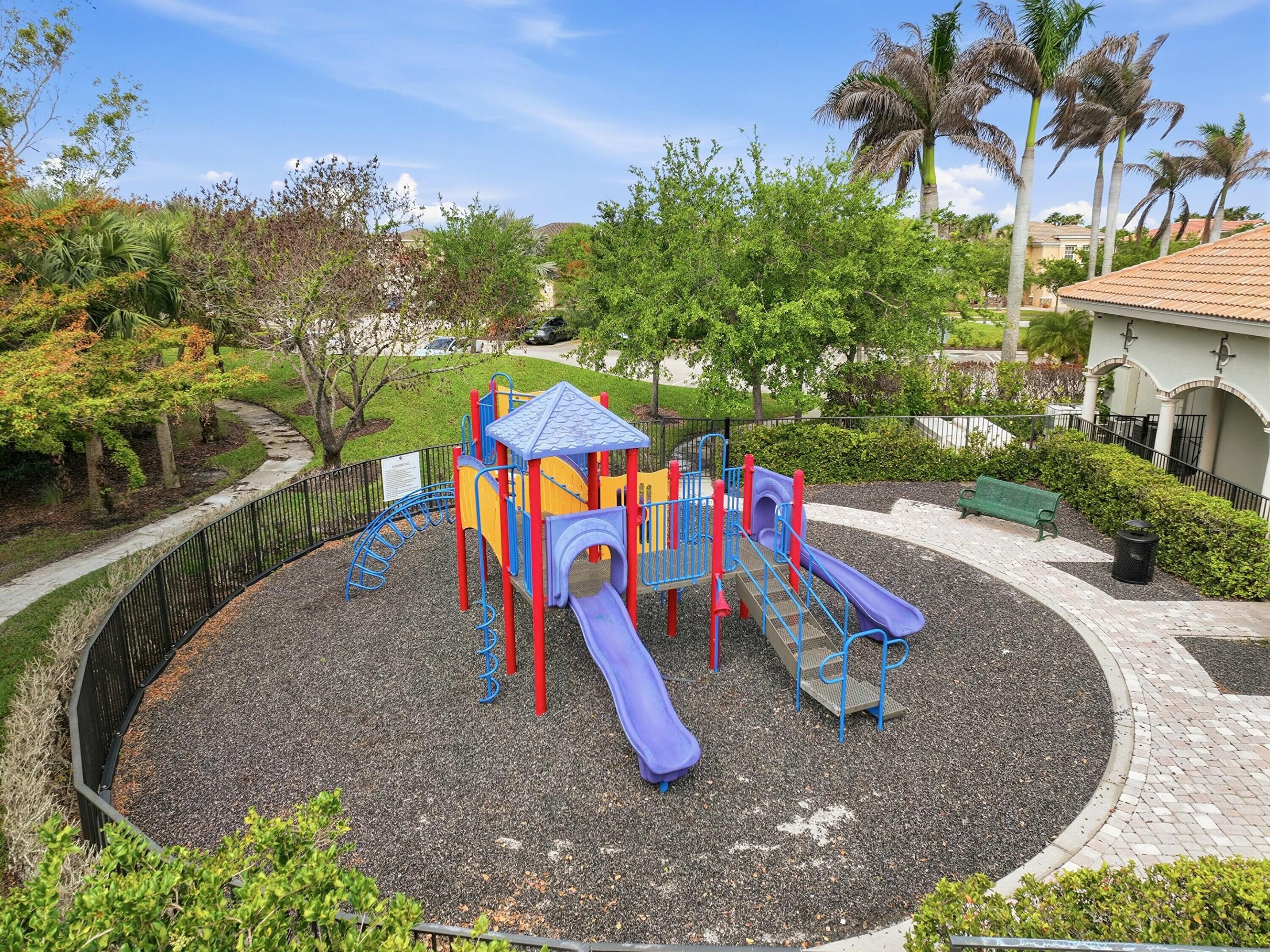 VIZCAYA FALLS PLAT 1 - Residential