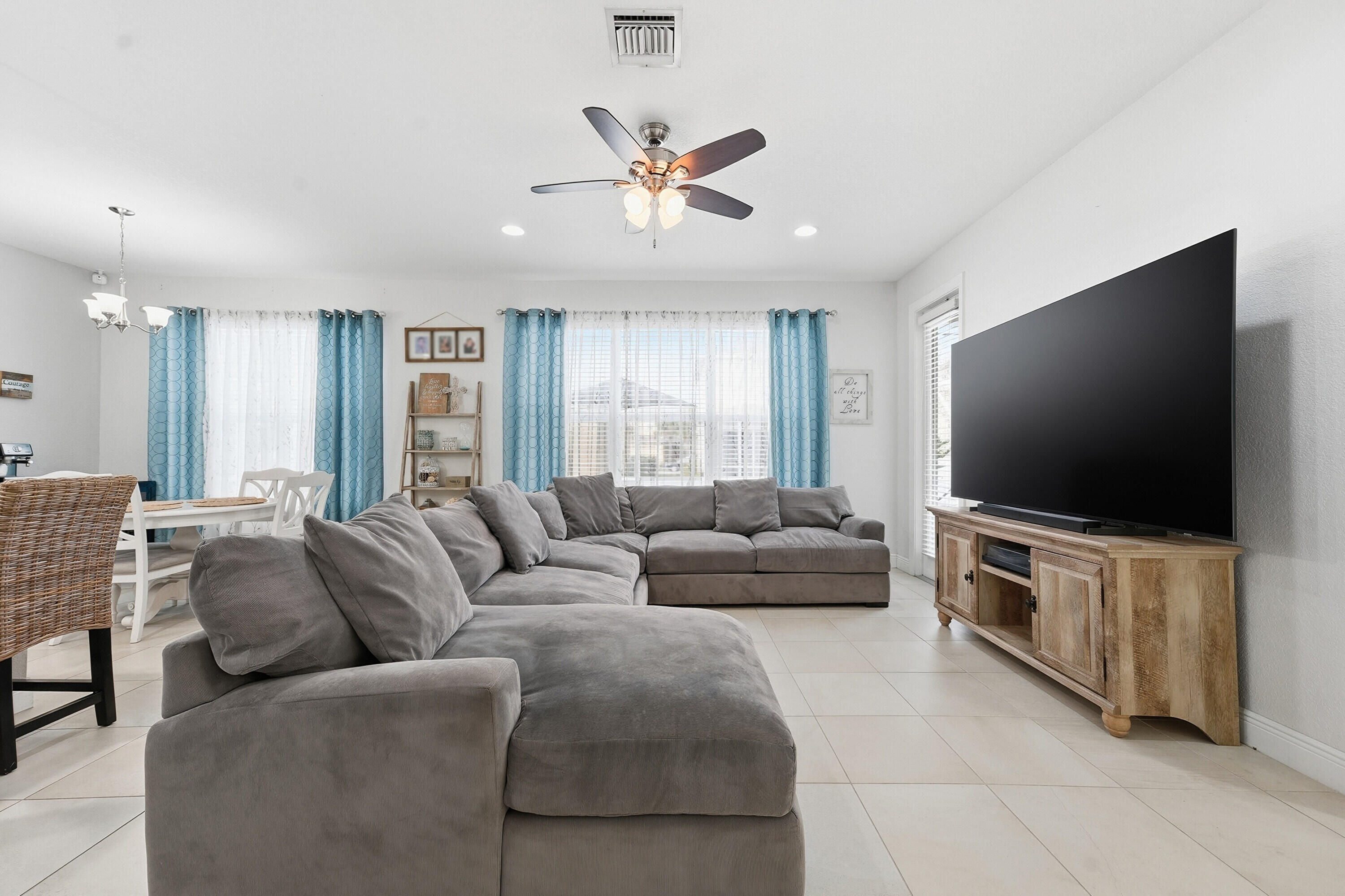 VIZCAYA FALLS PLAT 1 - Residential