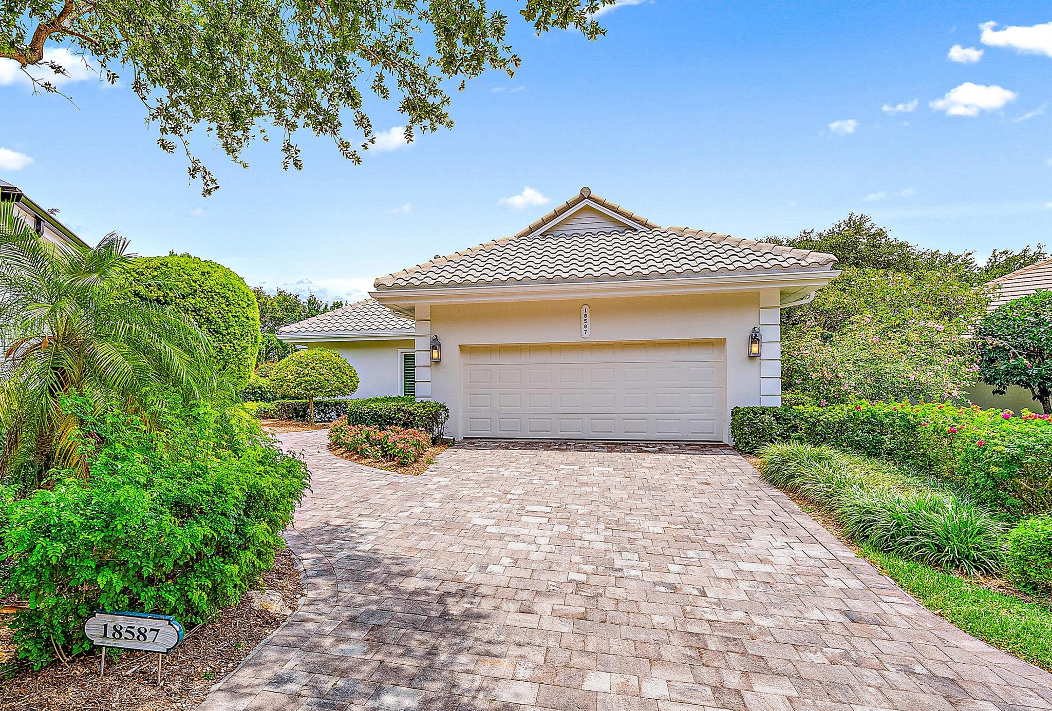 PRESTWICK VILLAS - Residential Lease