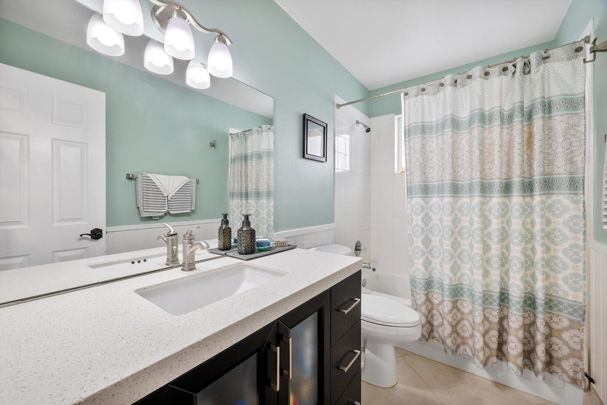 HAWKES BLUFF - Residential