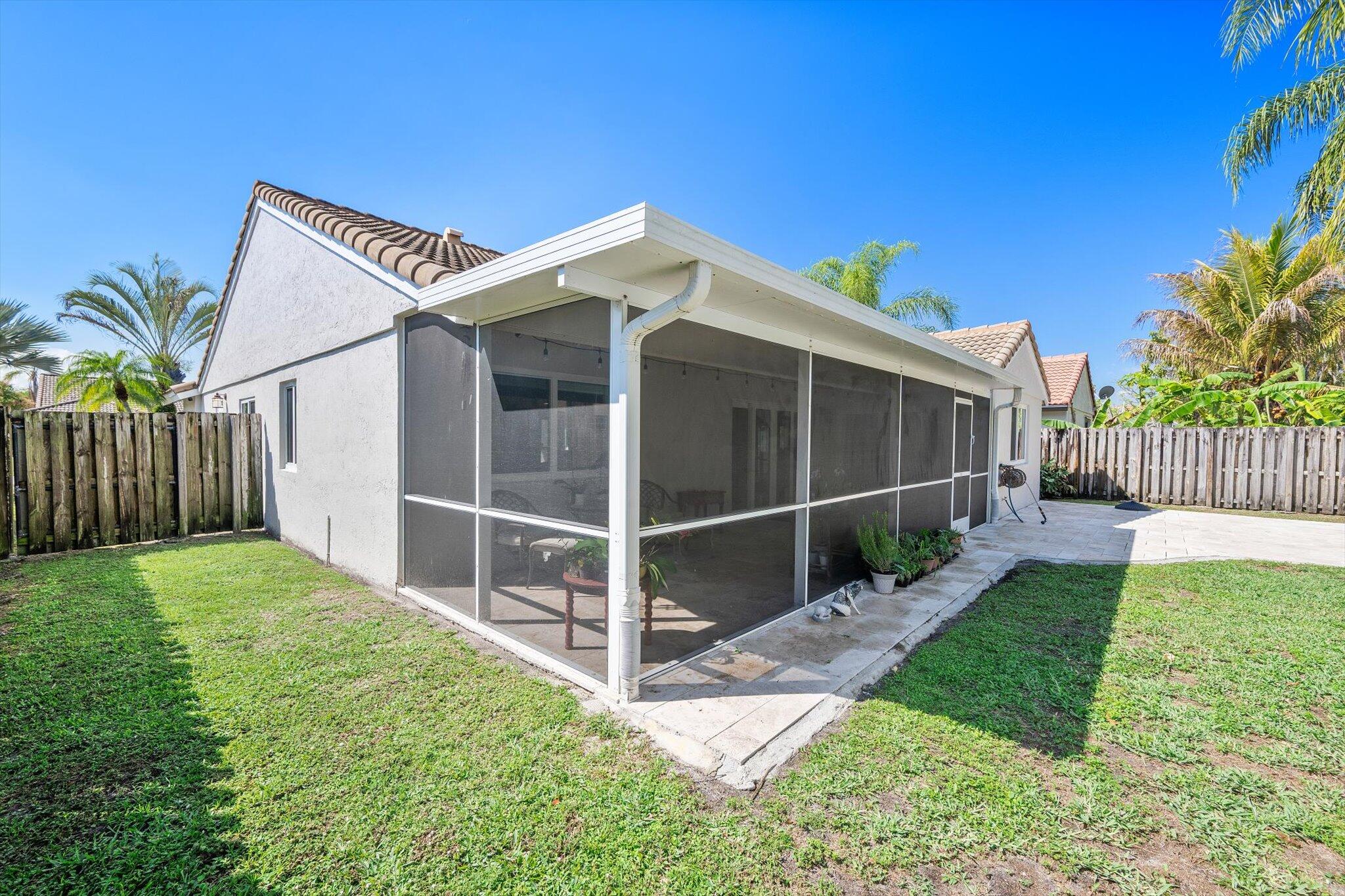 HAWKES BLUFF - Residential