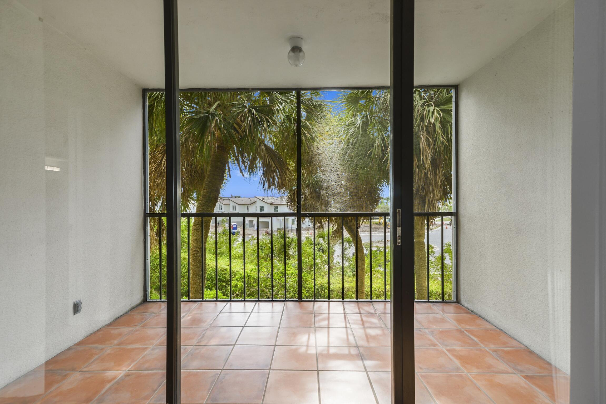 WELLESLEY PARK CONDO - Residential Lease