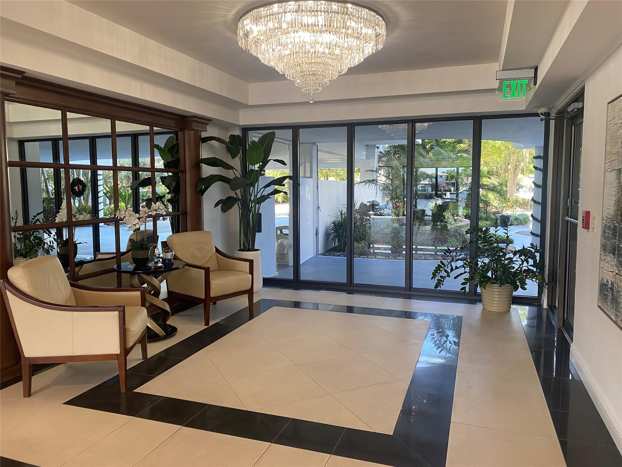 WARWICK CONDO - Residential Lease