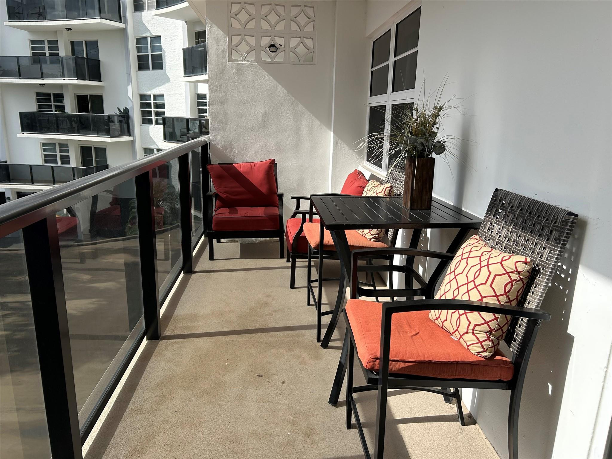 WARWICK CONDO - Residential Lease