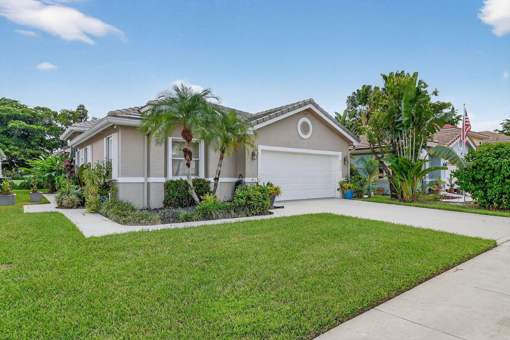 Photo of 6298 Breckenridge Circle, Lake Worth, FL 33467 (MLS # R11124389)