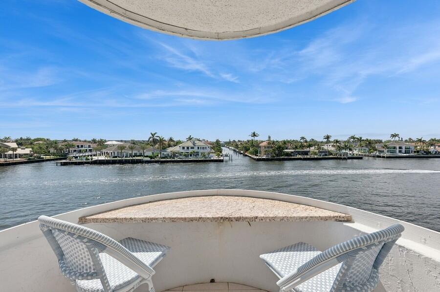 Coastal House - Residential