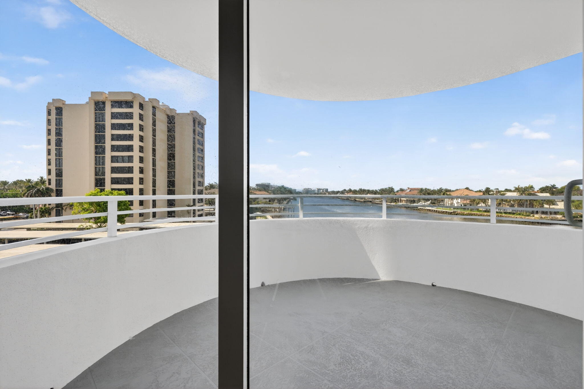Coastal House - Residential
