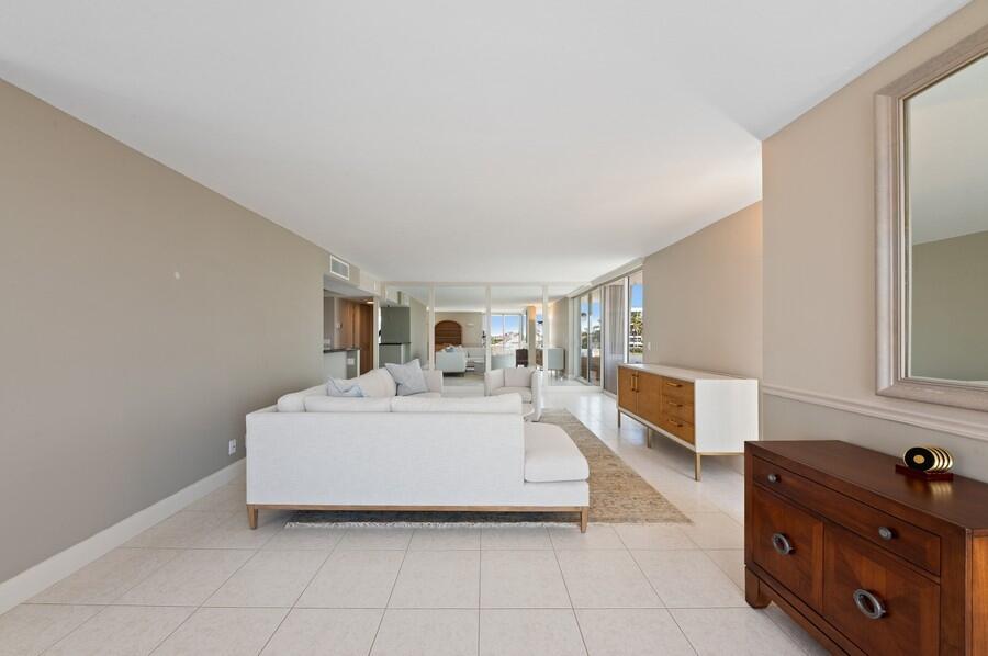Coastal House - Residential