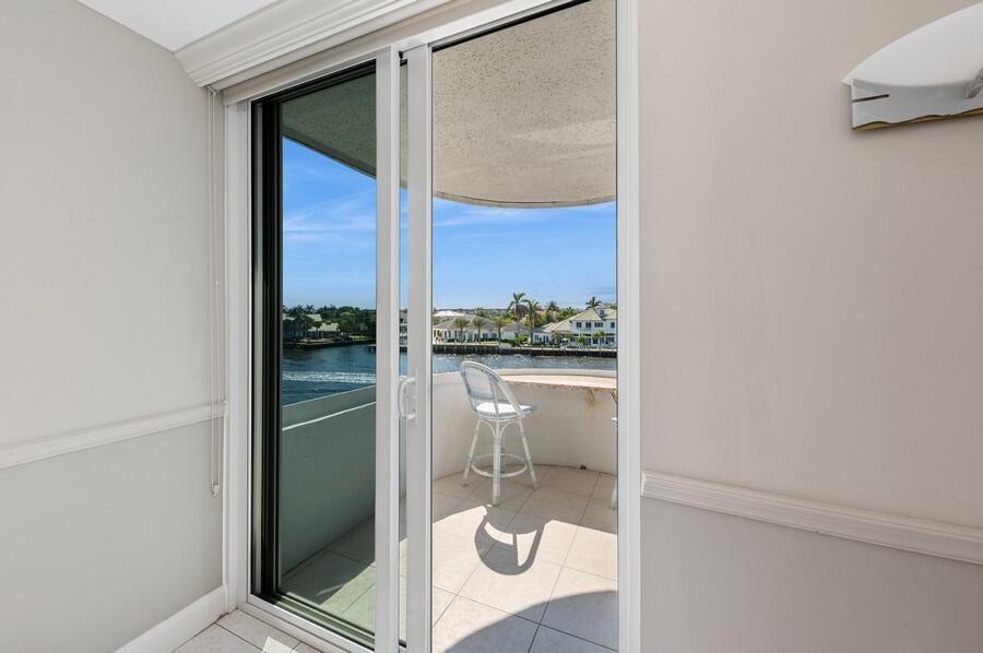 Coastal House - Residential