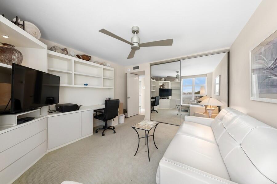 Coastal House - Residential