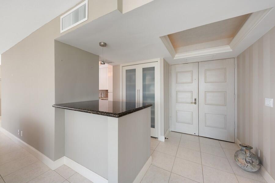 Coastal House - Residential