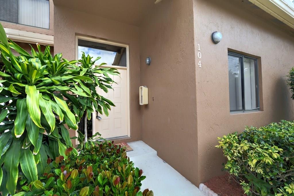 Carriage Homes - Residential Lease