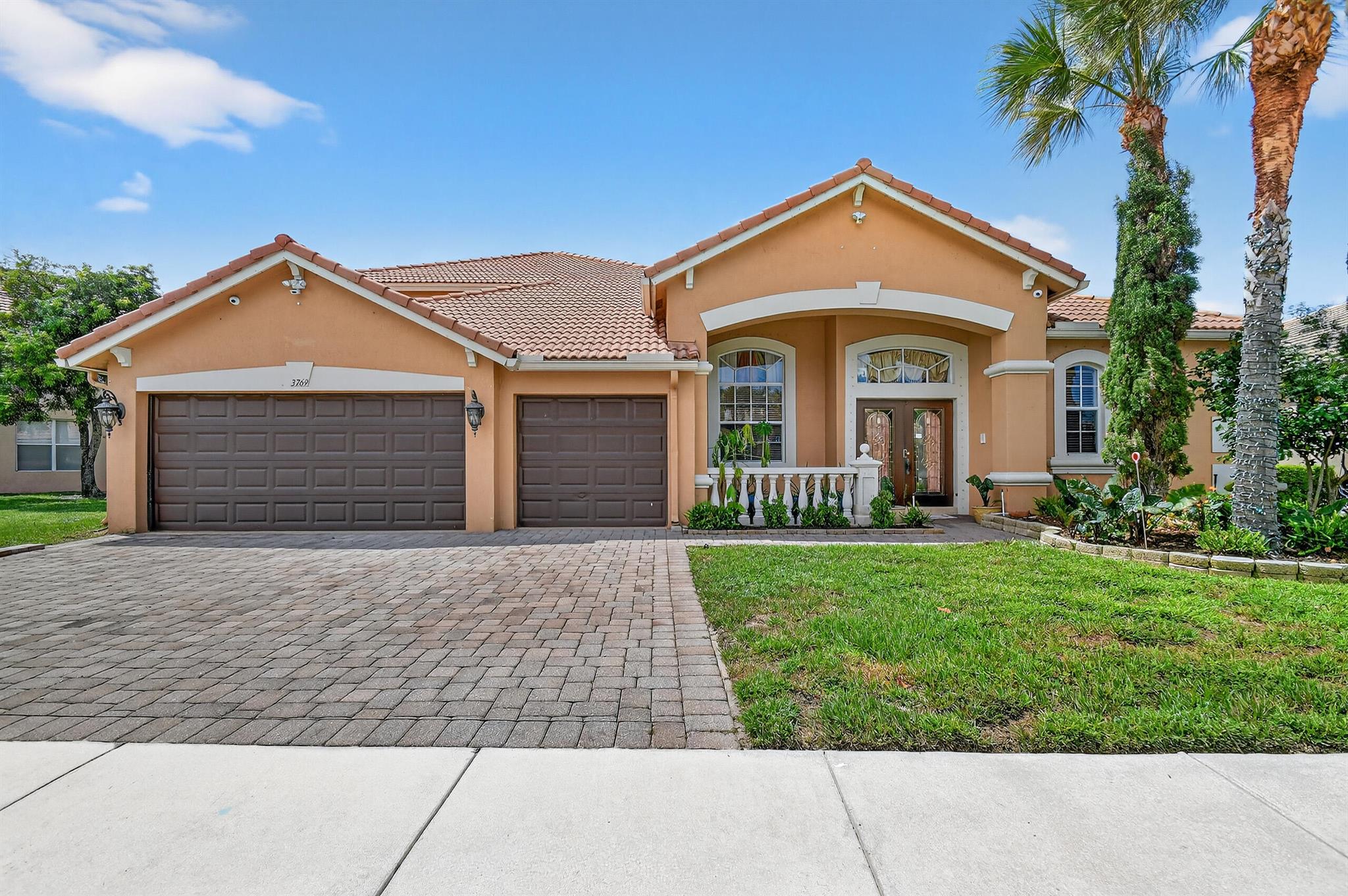 HAMILTON BAY SEC 1A AND 1 - Residential Lease