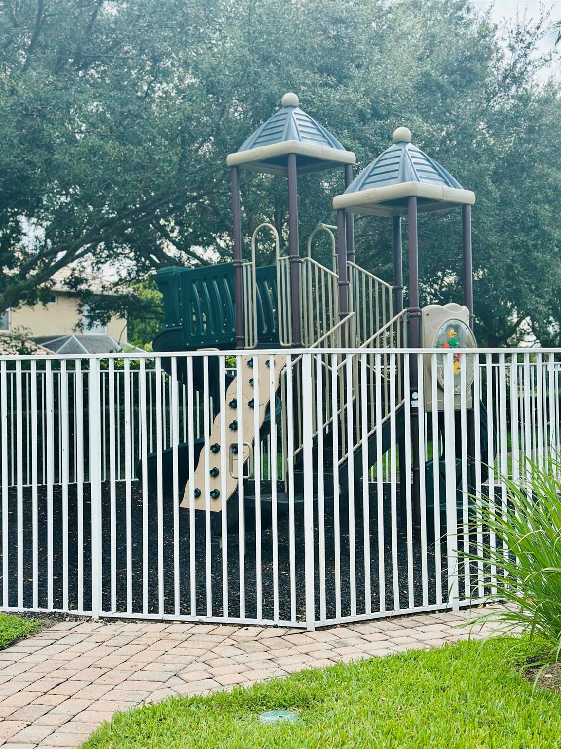 HAMILTON BAY SEC 1A AND 1 - Residential Lease