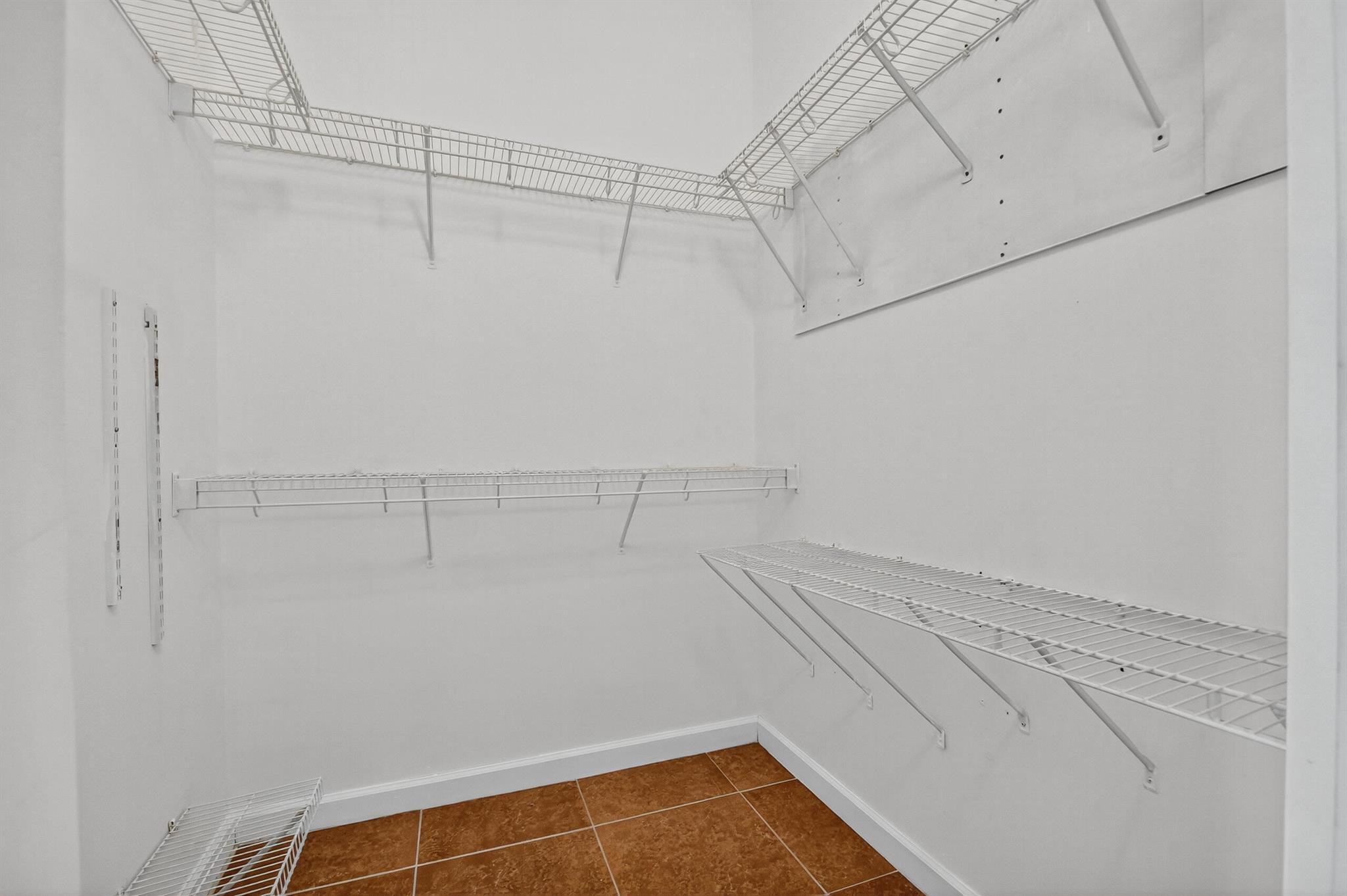 HAMILTON BAY SEC 1A AND 1 - Residential Lease