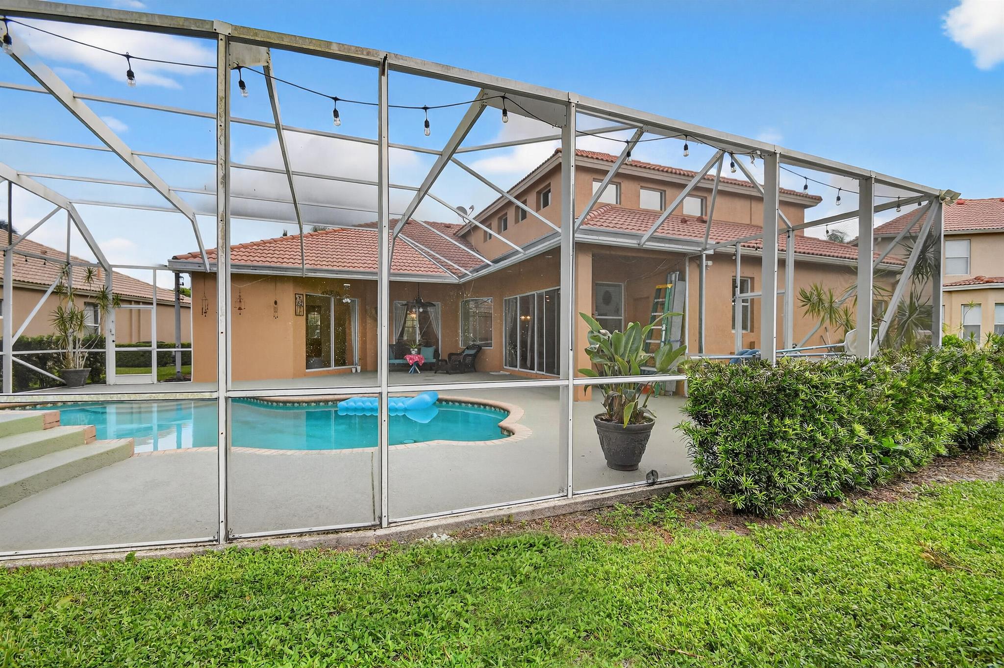 HAMILTON BAY SEC 1A AND 1 - Residential Lease