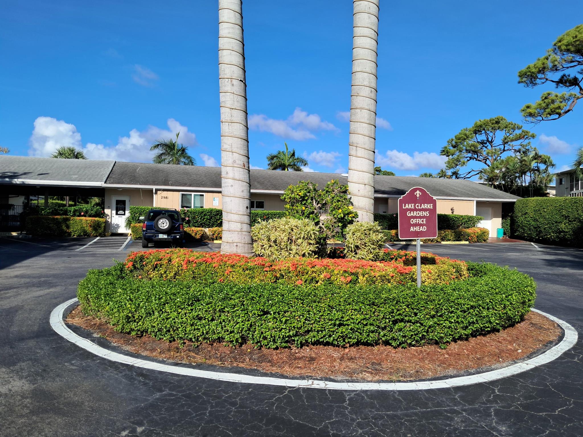 LAKE CLARKE GARDENS - Residential