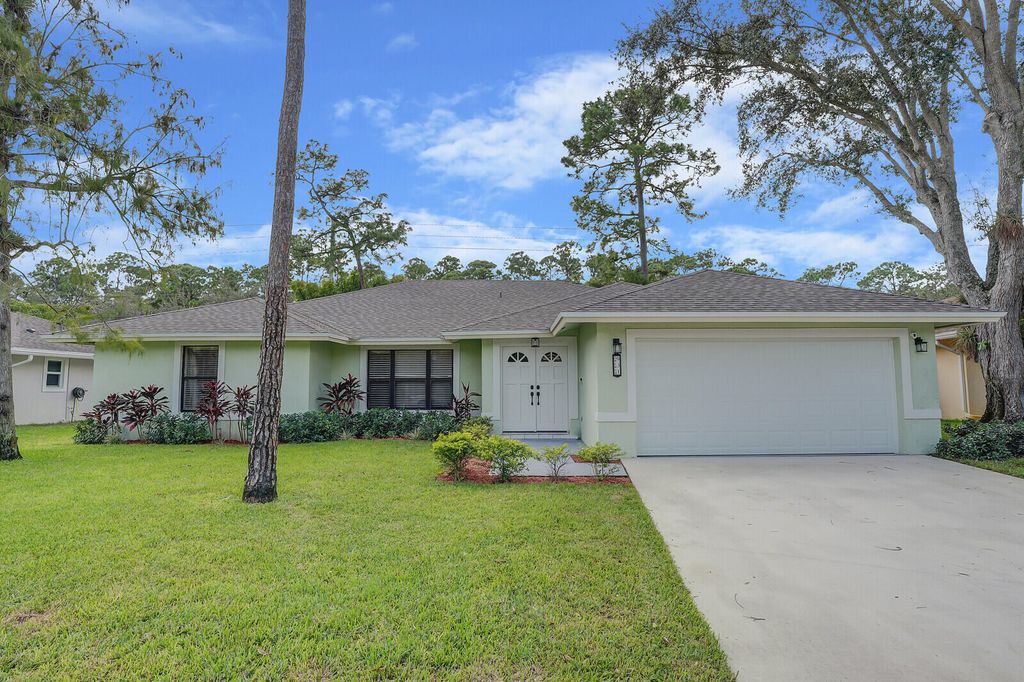Photo of 931 Citrus Place, Wellington, FL 33414 (MLS # R11029656)