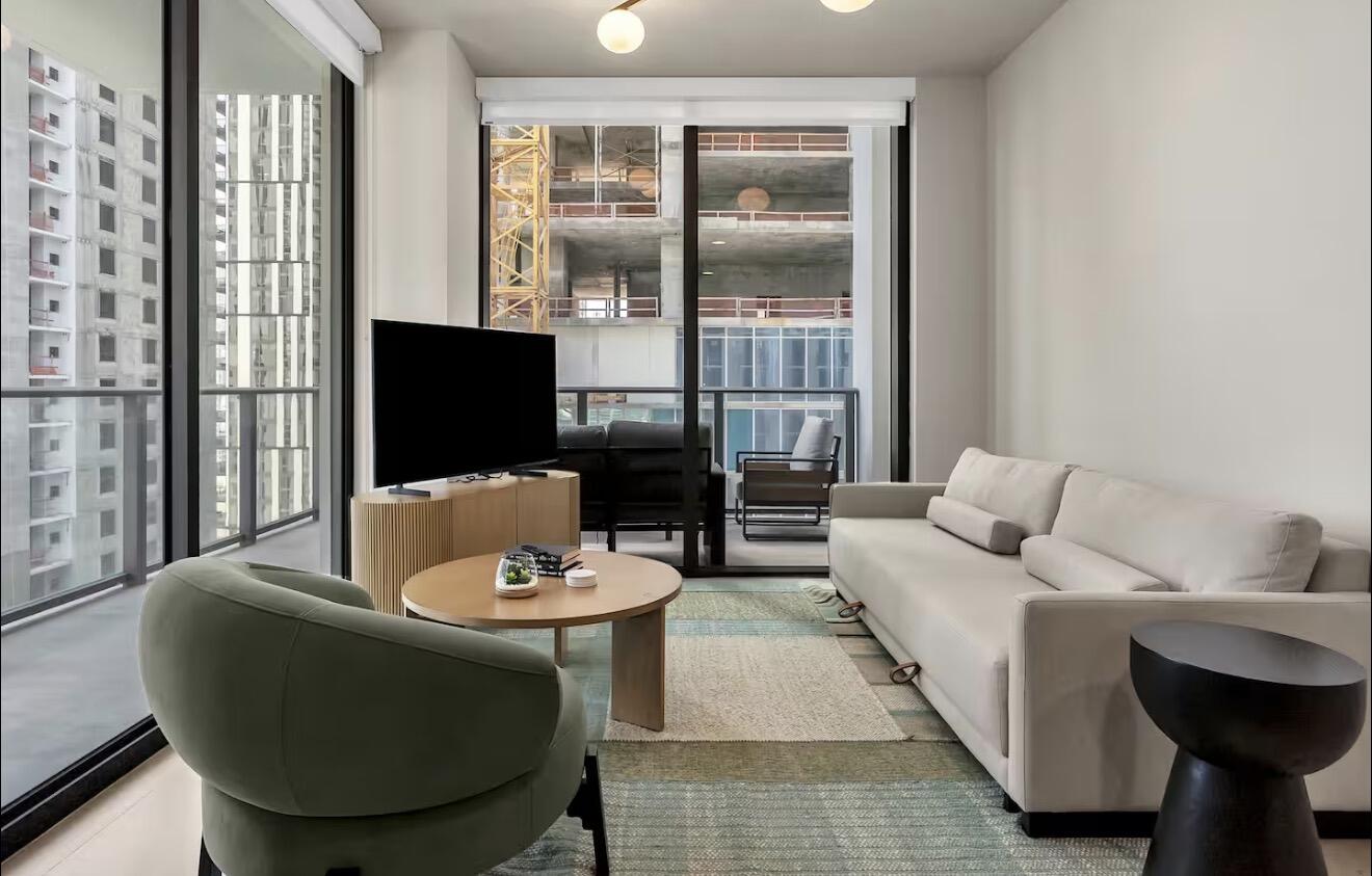 11 NE 6th Street 2507