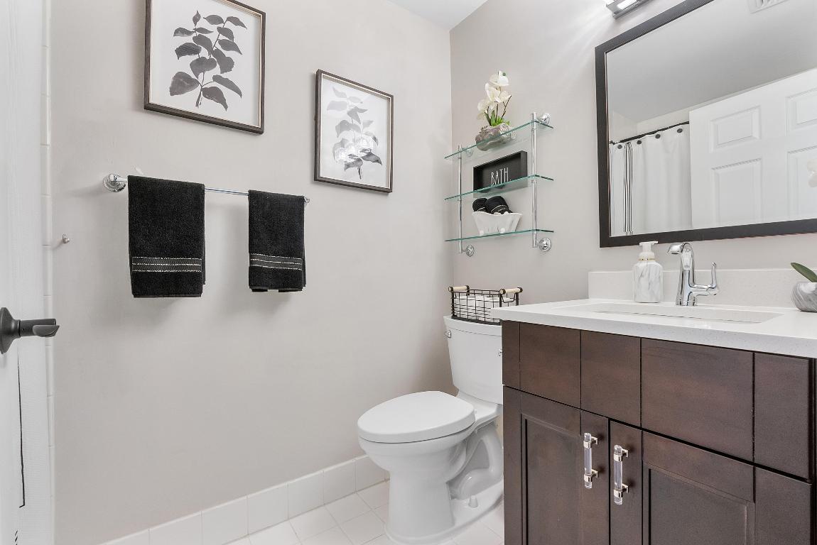 REGENCY LAKES AT COCONUT CREEK - Residential Lease