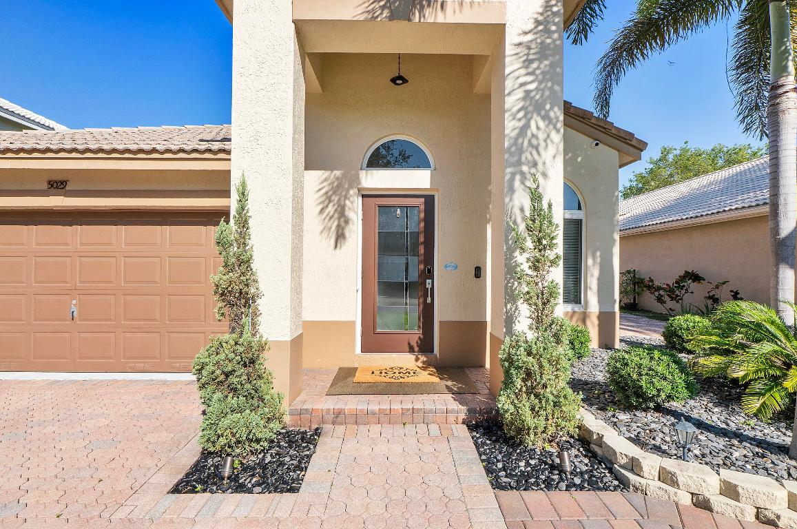 REGENCY LAKES AT COCONUT CREEK - Residential Lease
