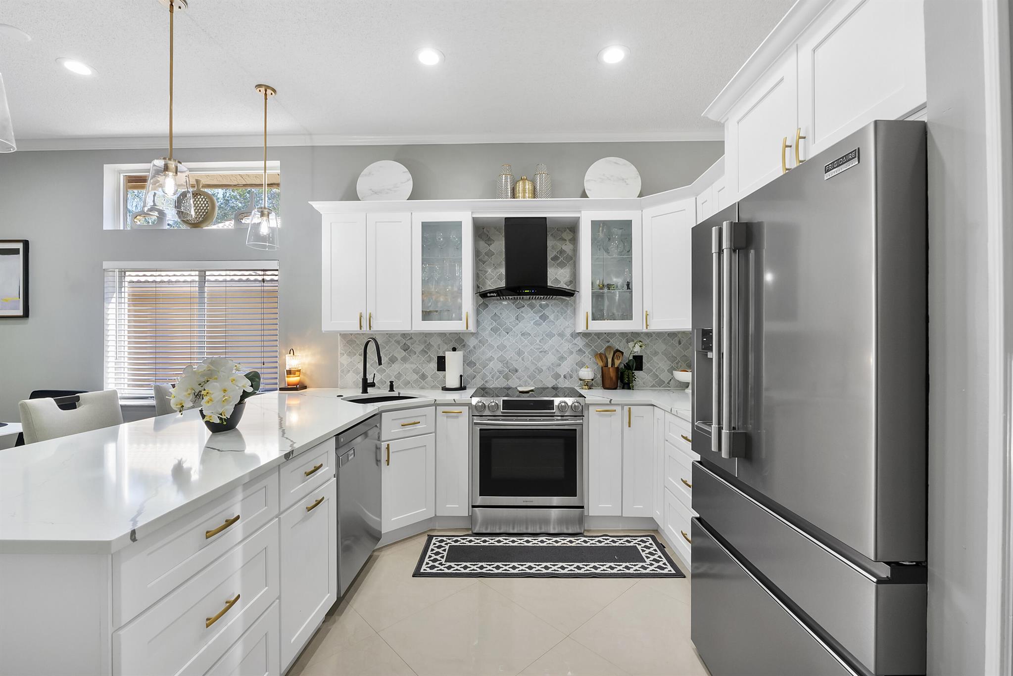 REGENCY LAKES AT COCONUT - Residential Lease