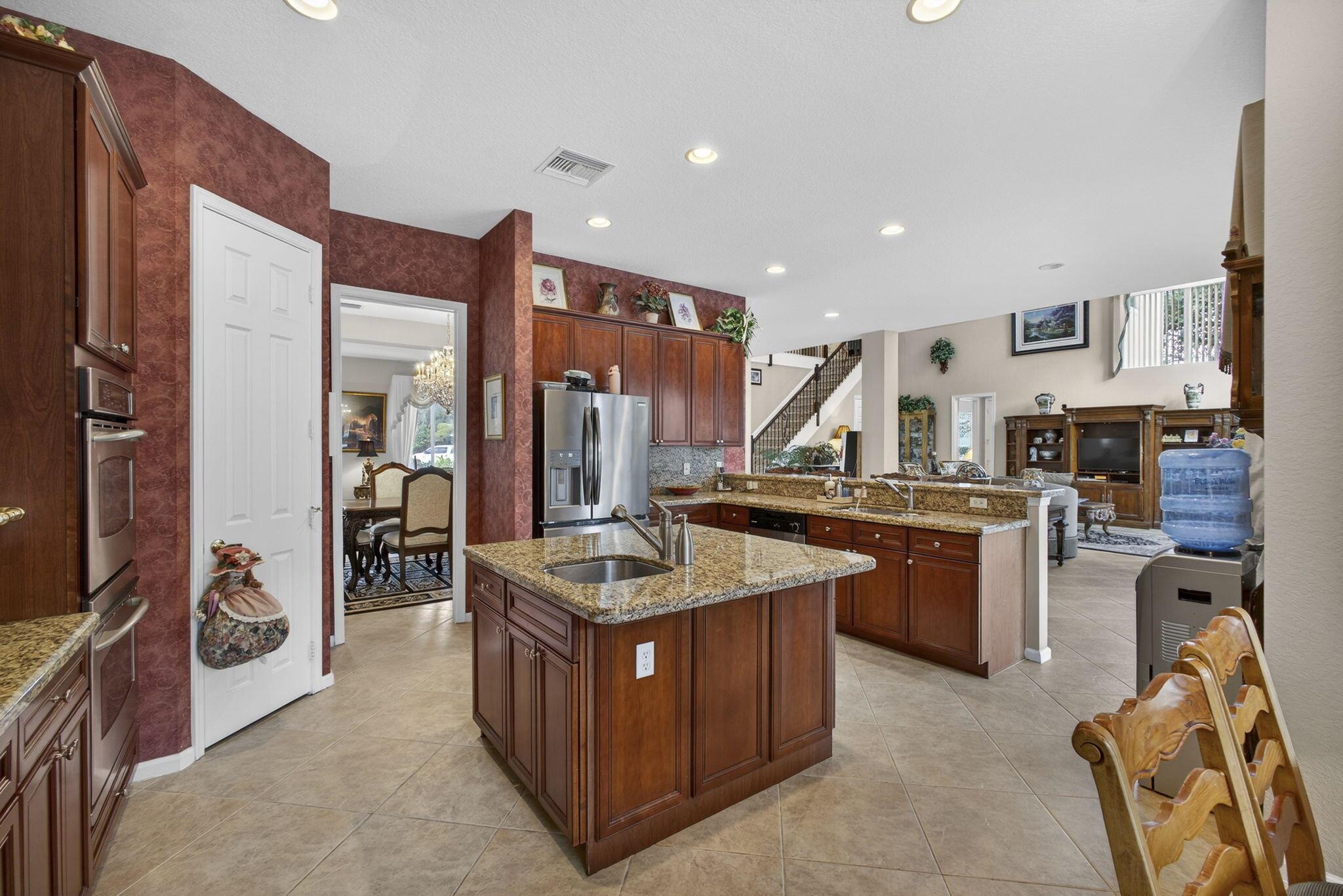 ISLES AT WELLINGTON 7 - Residential