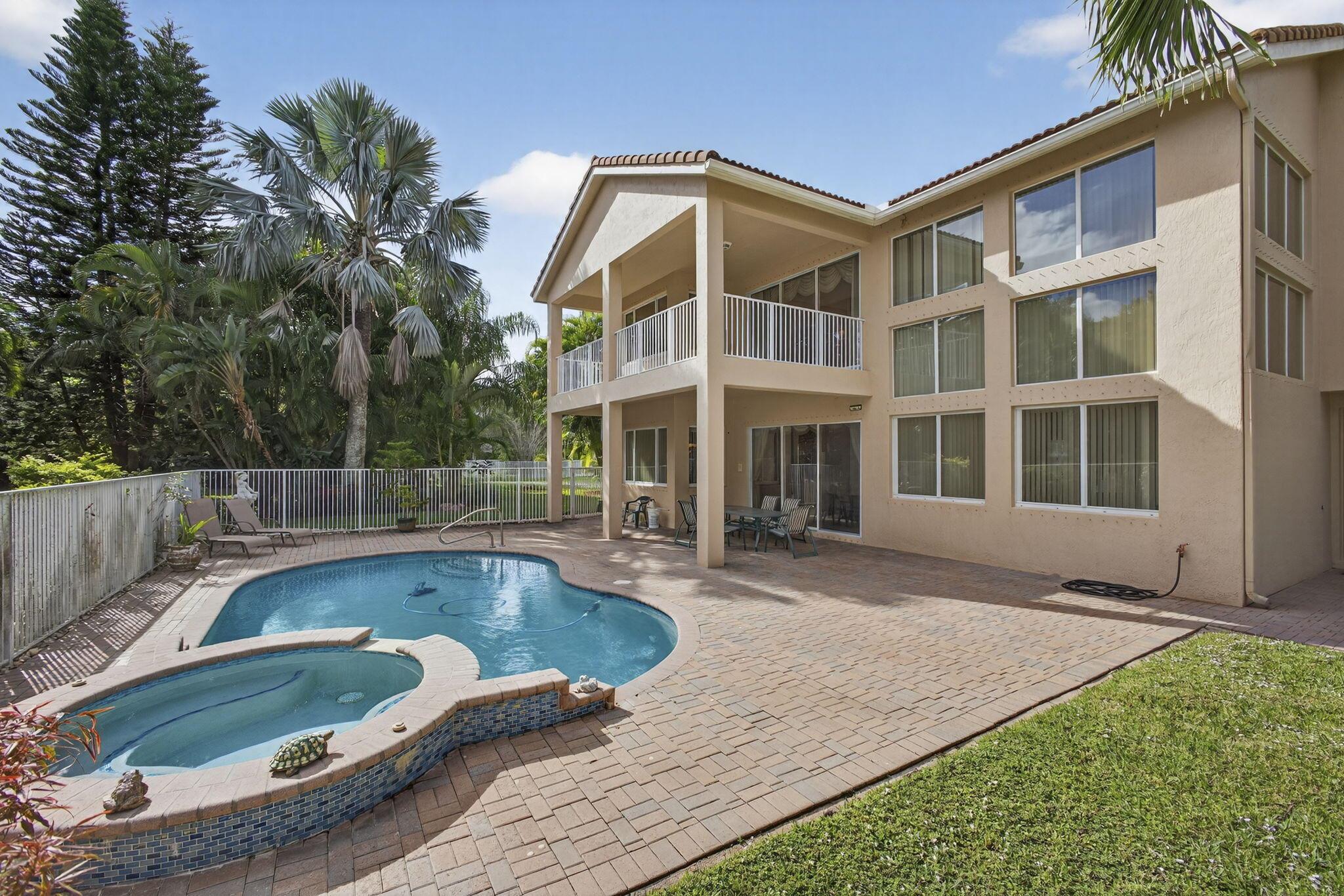 ISLES AT WELLINGTON 7 - Residential