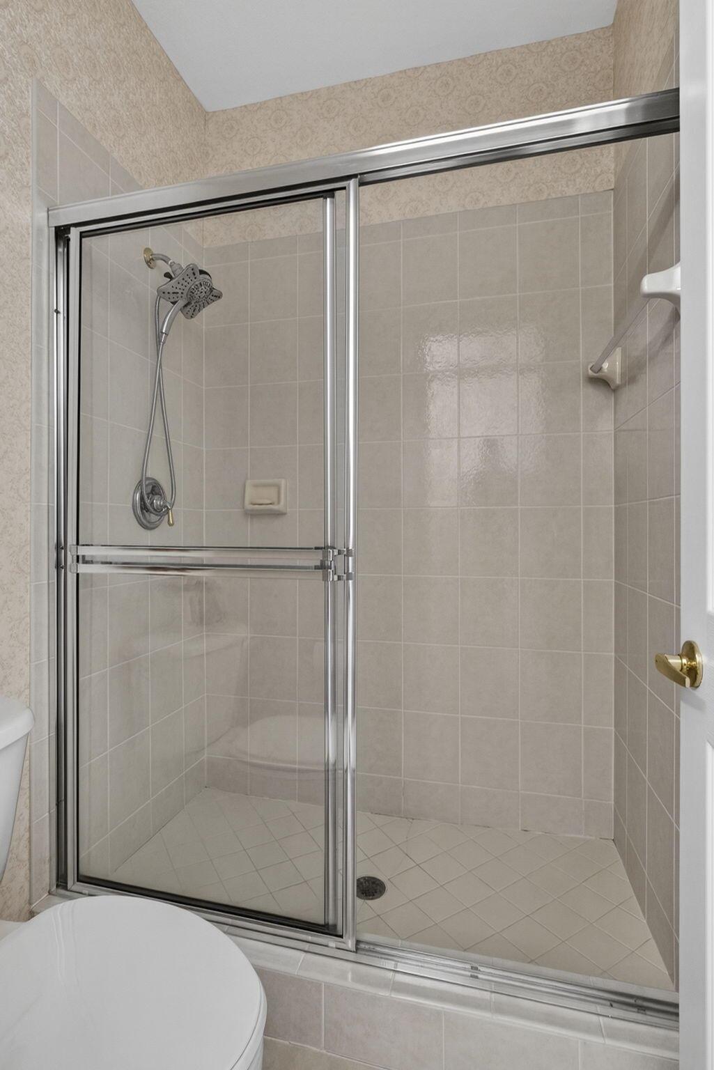 ISLES AT WELLINGTON 7 - Residential