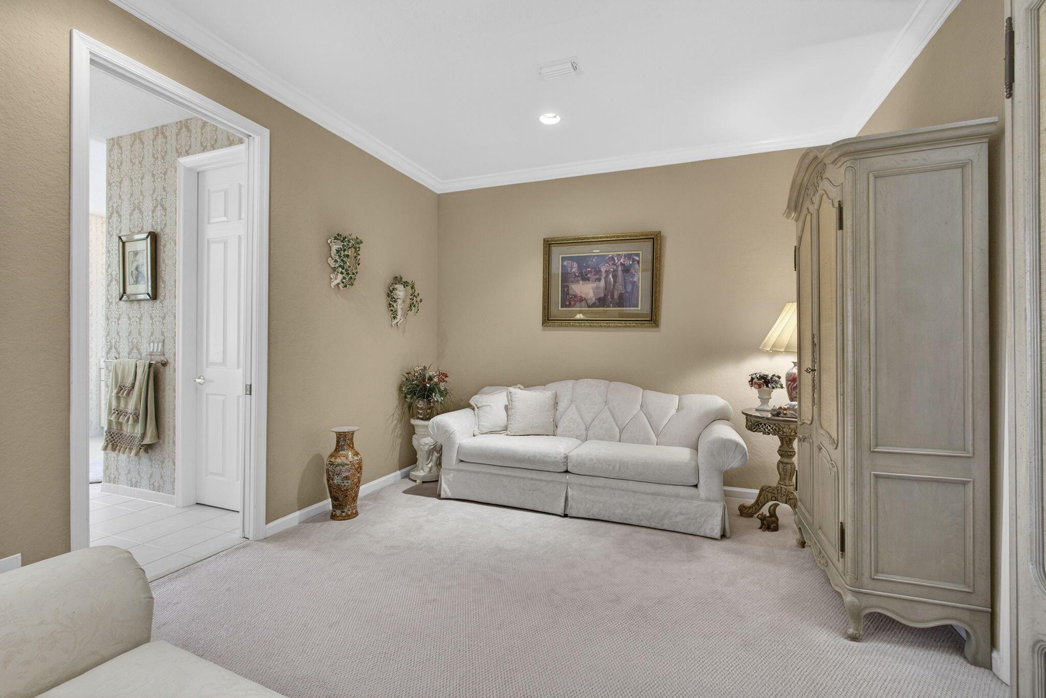 ISLES AT WELLINGTON 7 - Residential