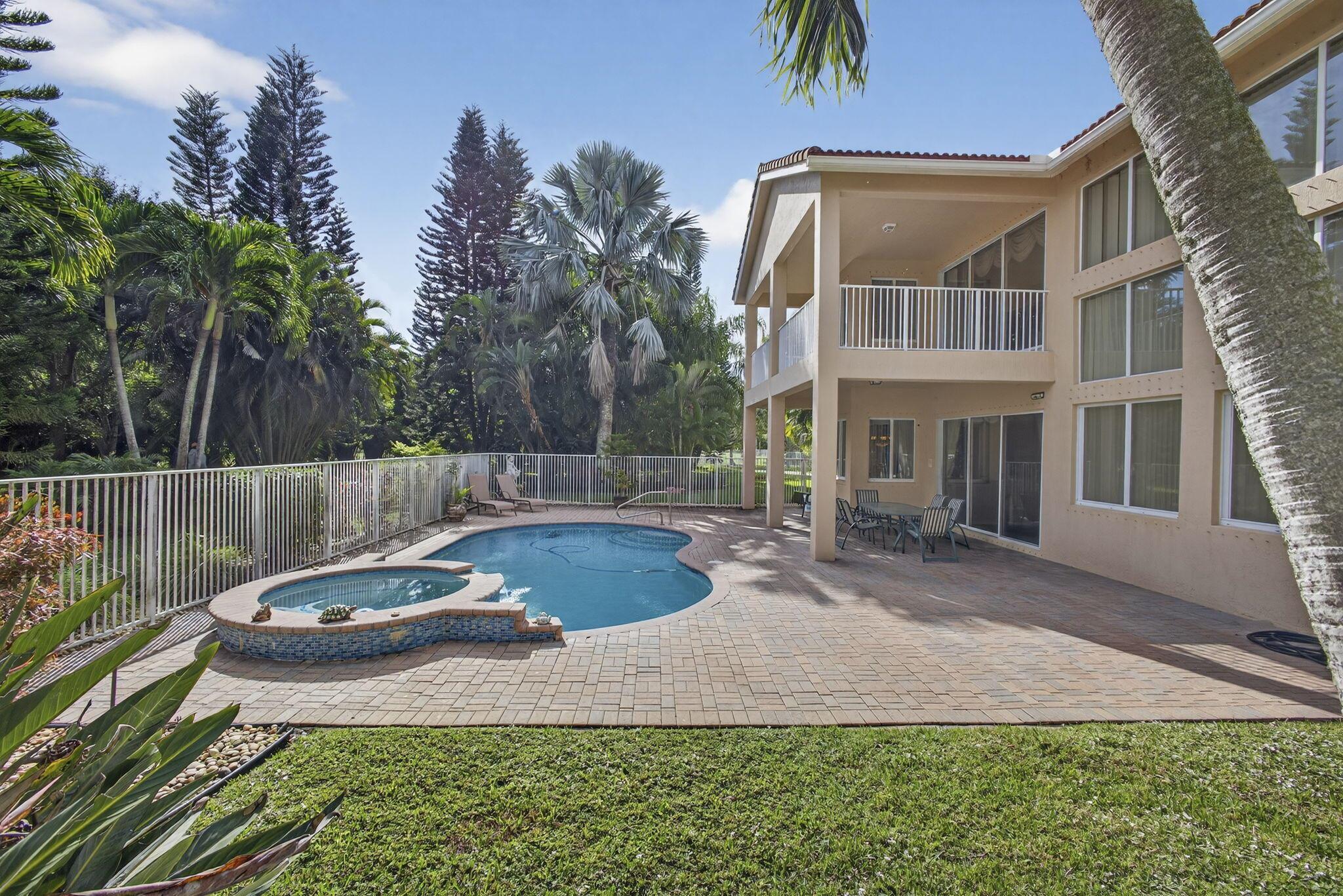 ISLES AT WELLINGTON 7 - Residential