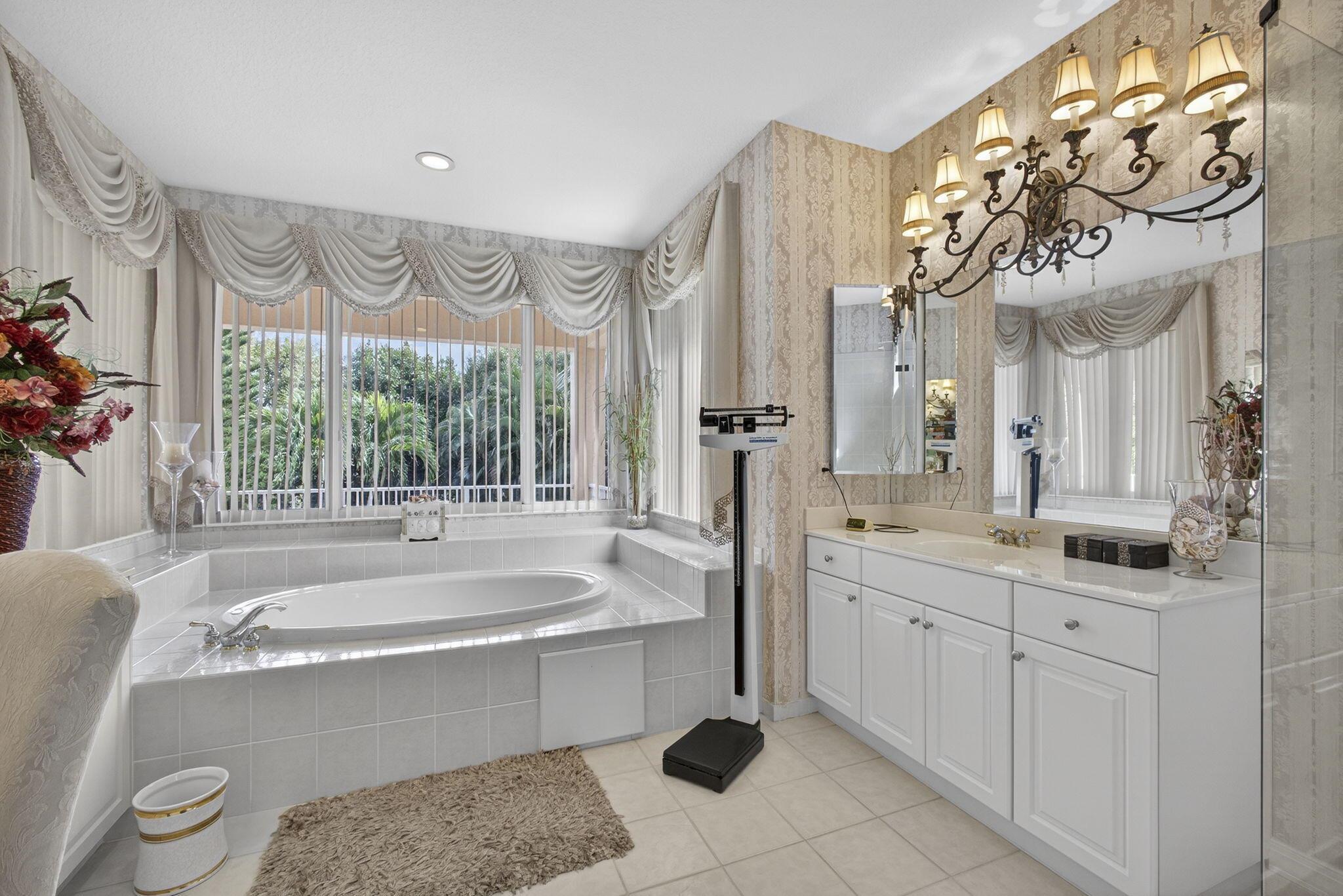 ISLES AT WELLINGTON 7 - Residential