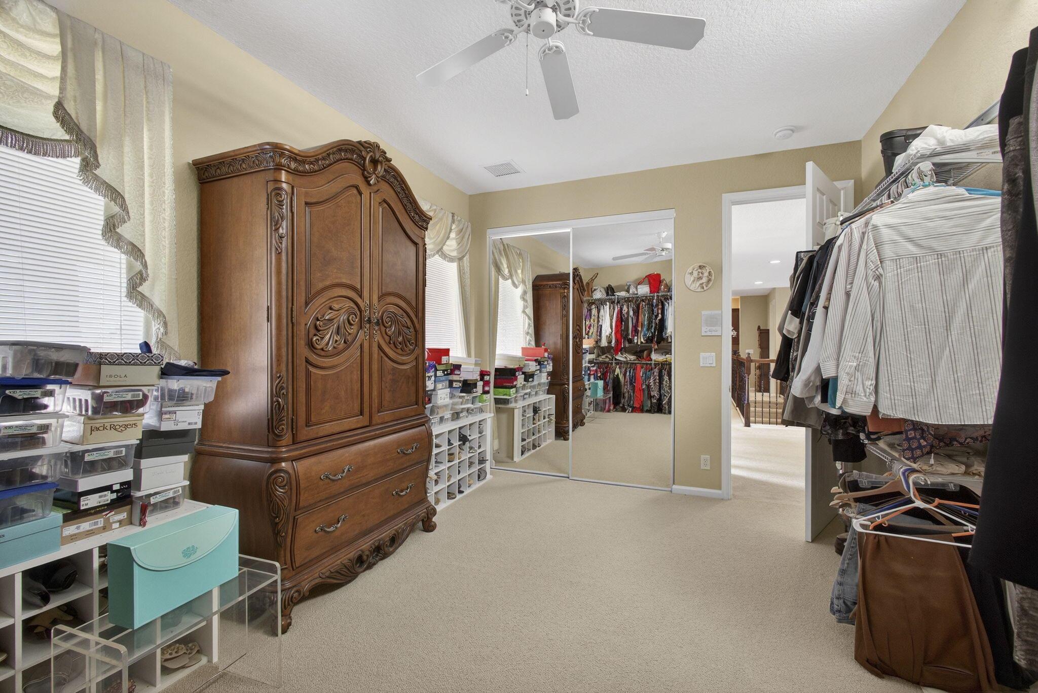 ISLES AT WELLINGTON 7 - Residential