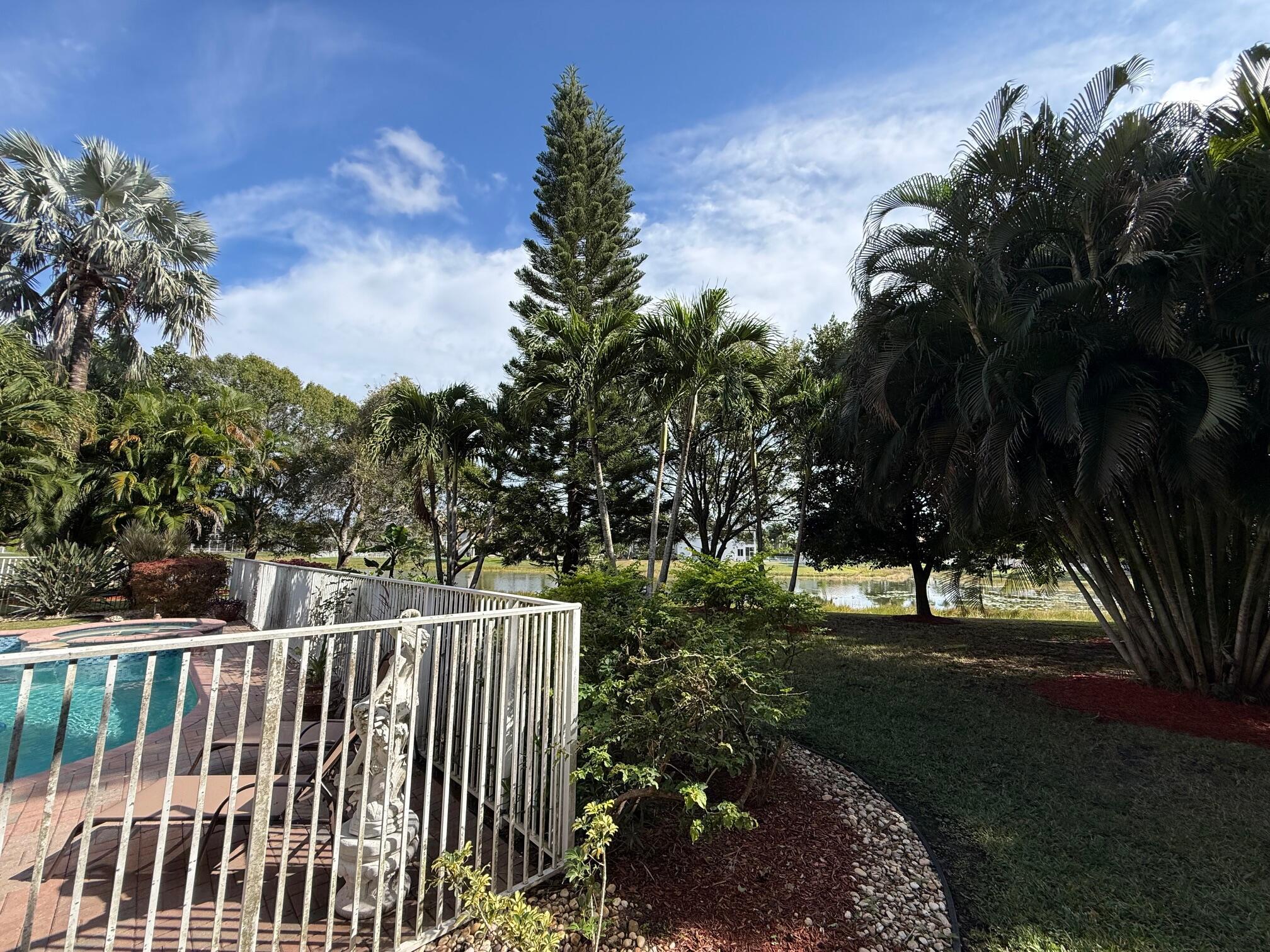 ISLES AT WELLINGTON 7 - Residential