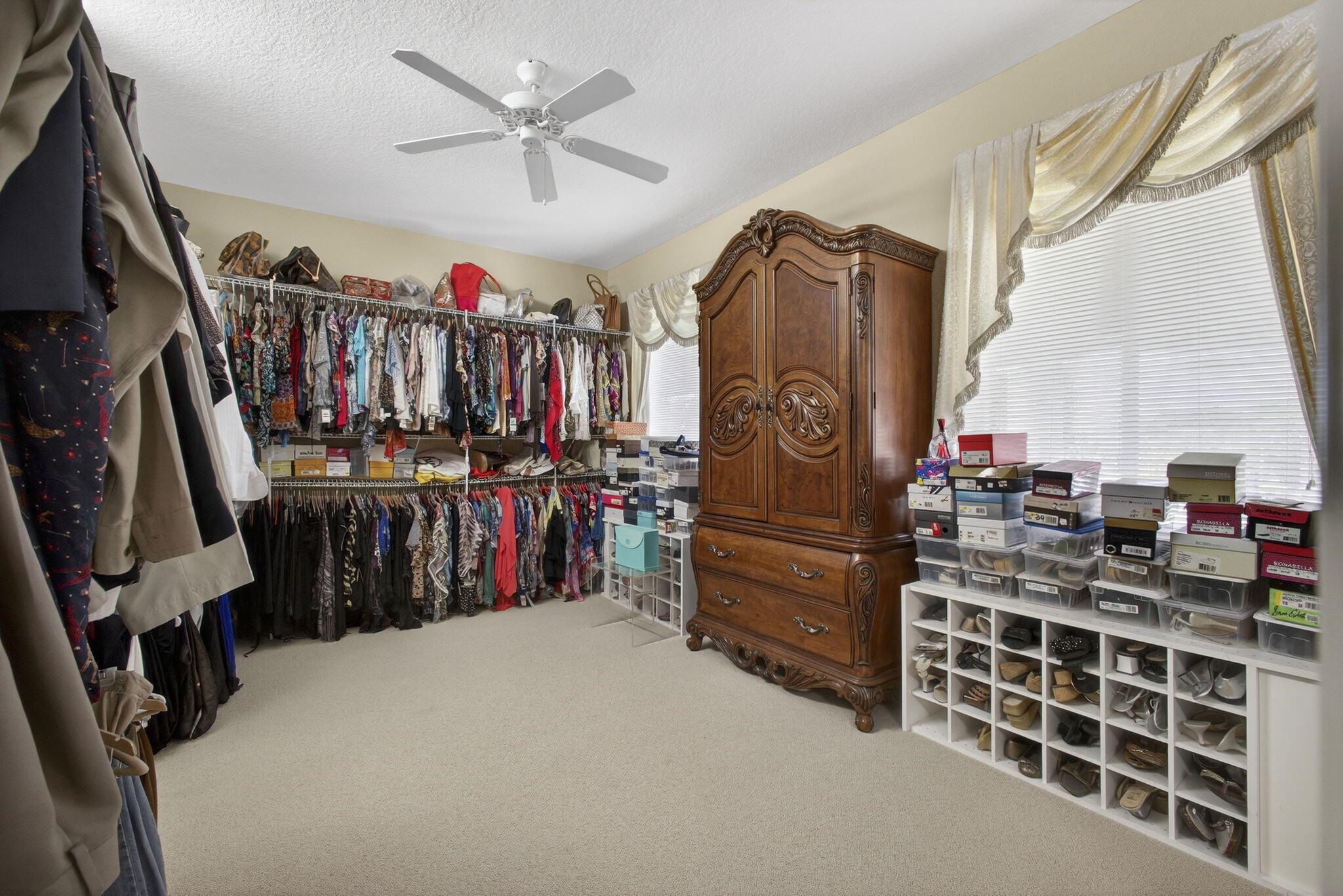 ISLES AT WELLINGTON 7 - Residential