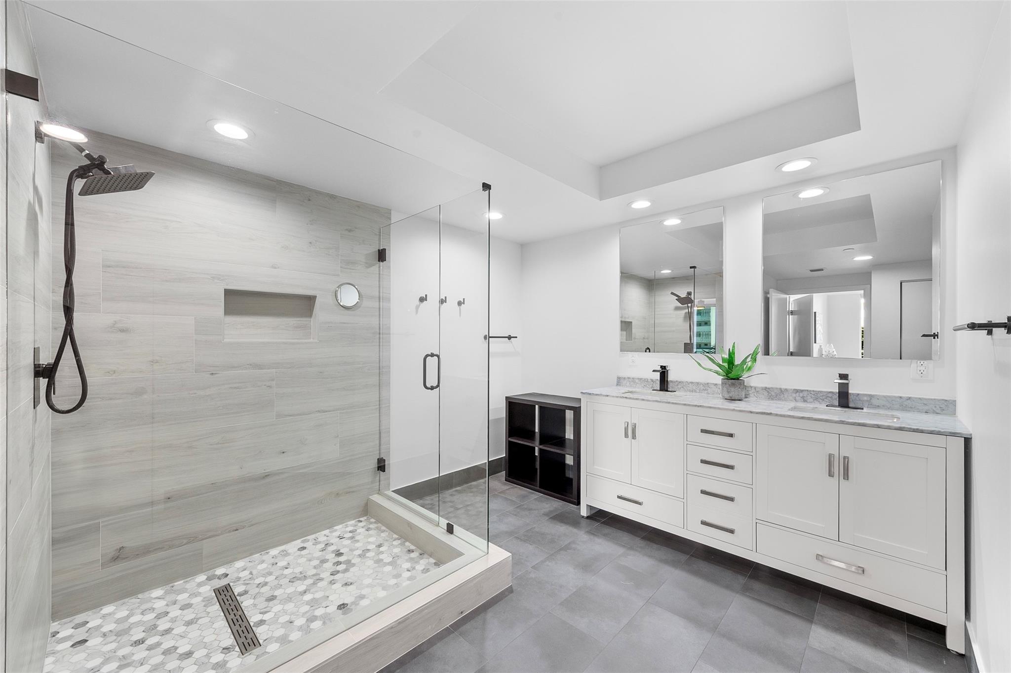 Sapphire Fort Lauderdale - Residential