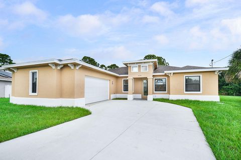 A home in Port St Lucie