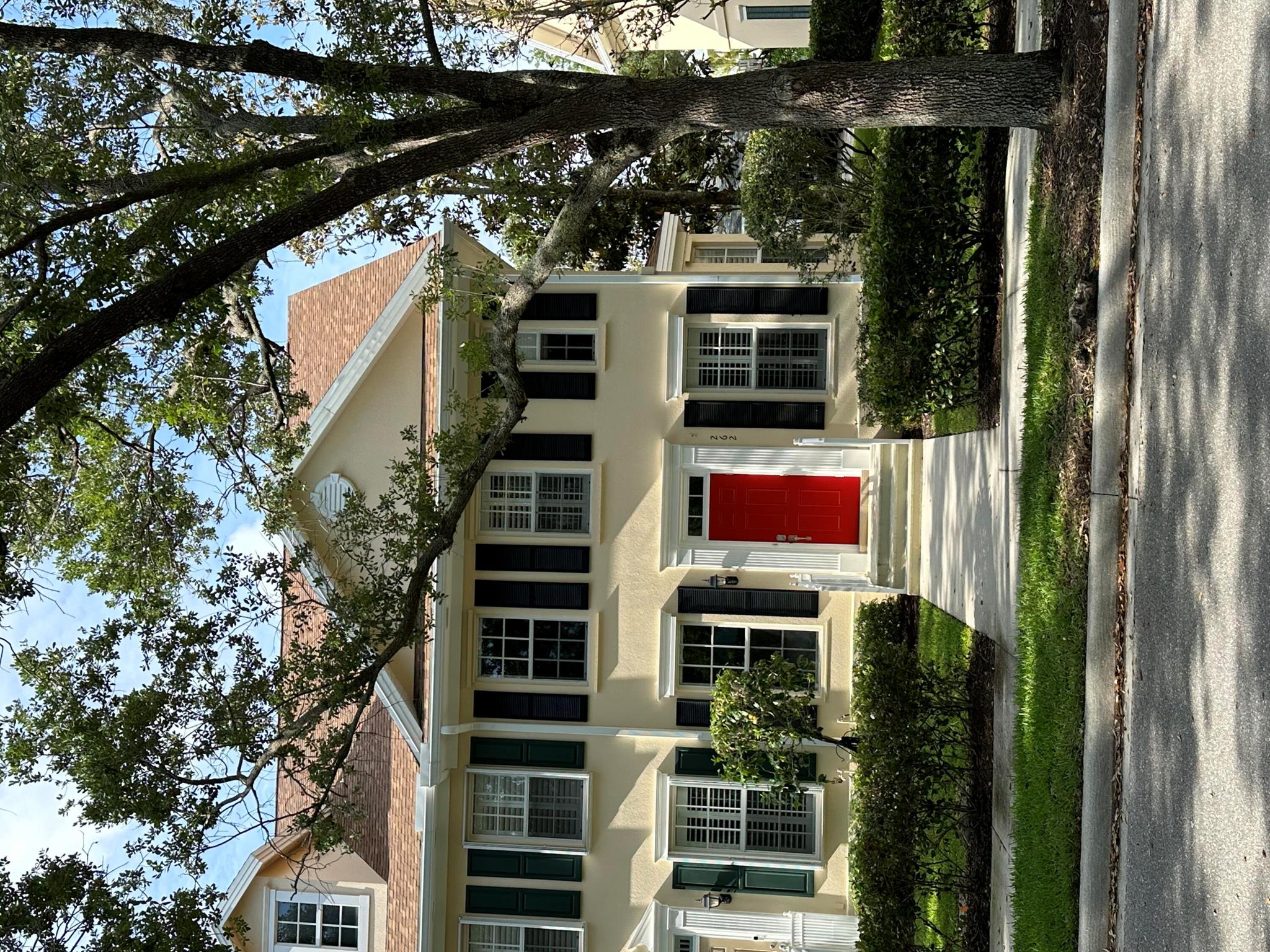 If you are in the market for an annual rental in the heart of jupiter look no further. This immaculate renovate corner townhouse across from the park is complete perfection. Beautifully renovated 3 b3droom 2.5 bath corner unit with porcelain flooring throughout, renovated kitchen and bath, lots of natural light, 2 car garage and conveniently located in the center of town. Walk your children to school, close to the beaches, dining, shopping, golf, tennis, I95, the Florida Tpke. and anything you could want. Abacoa is one of Jupiter's premier neighborhoods and this property will not disappoint you.