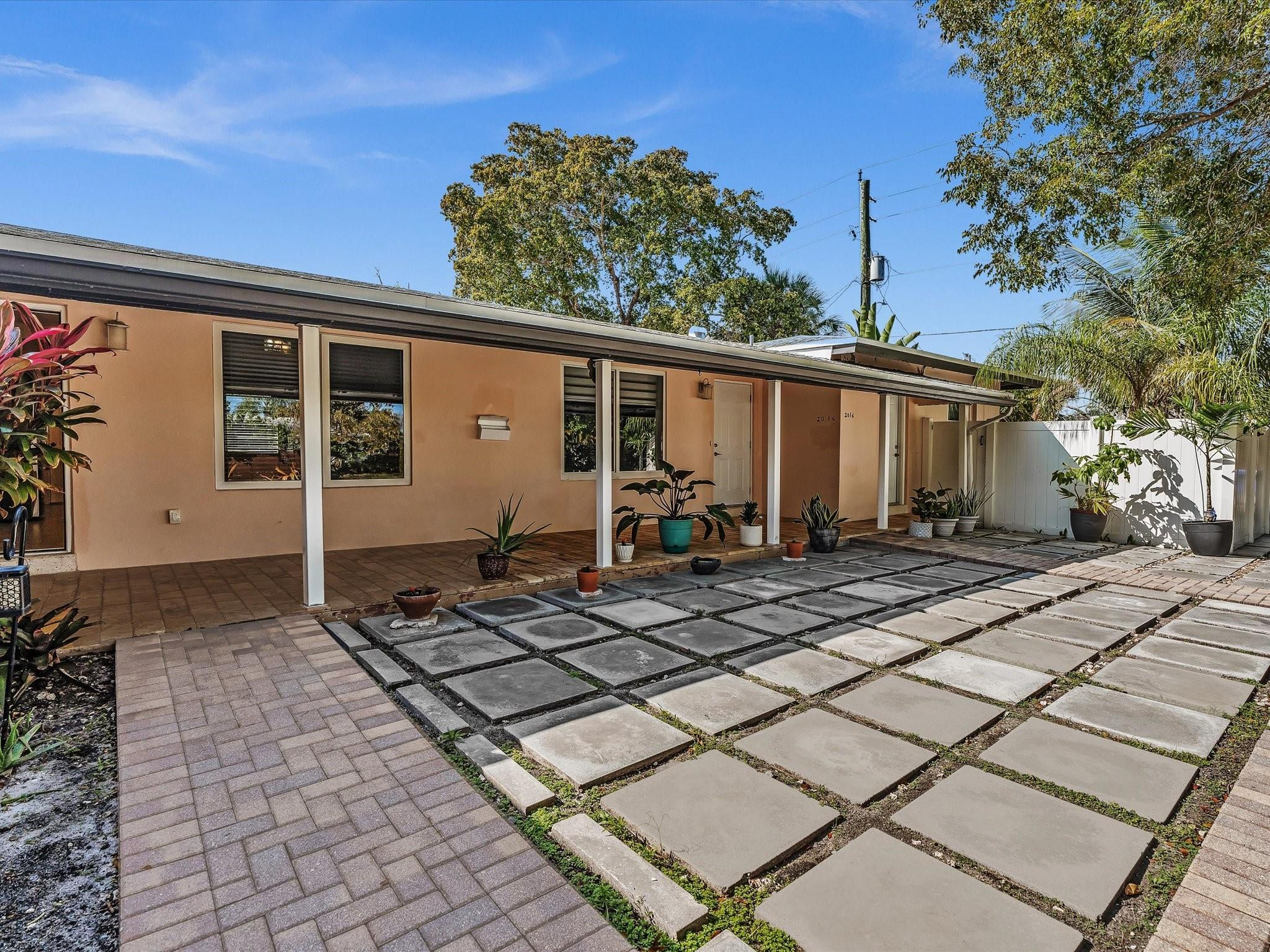 Lauder Gate Isles 28-17 B - Residential Lease