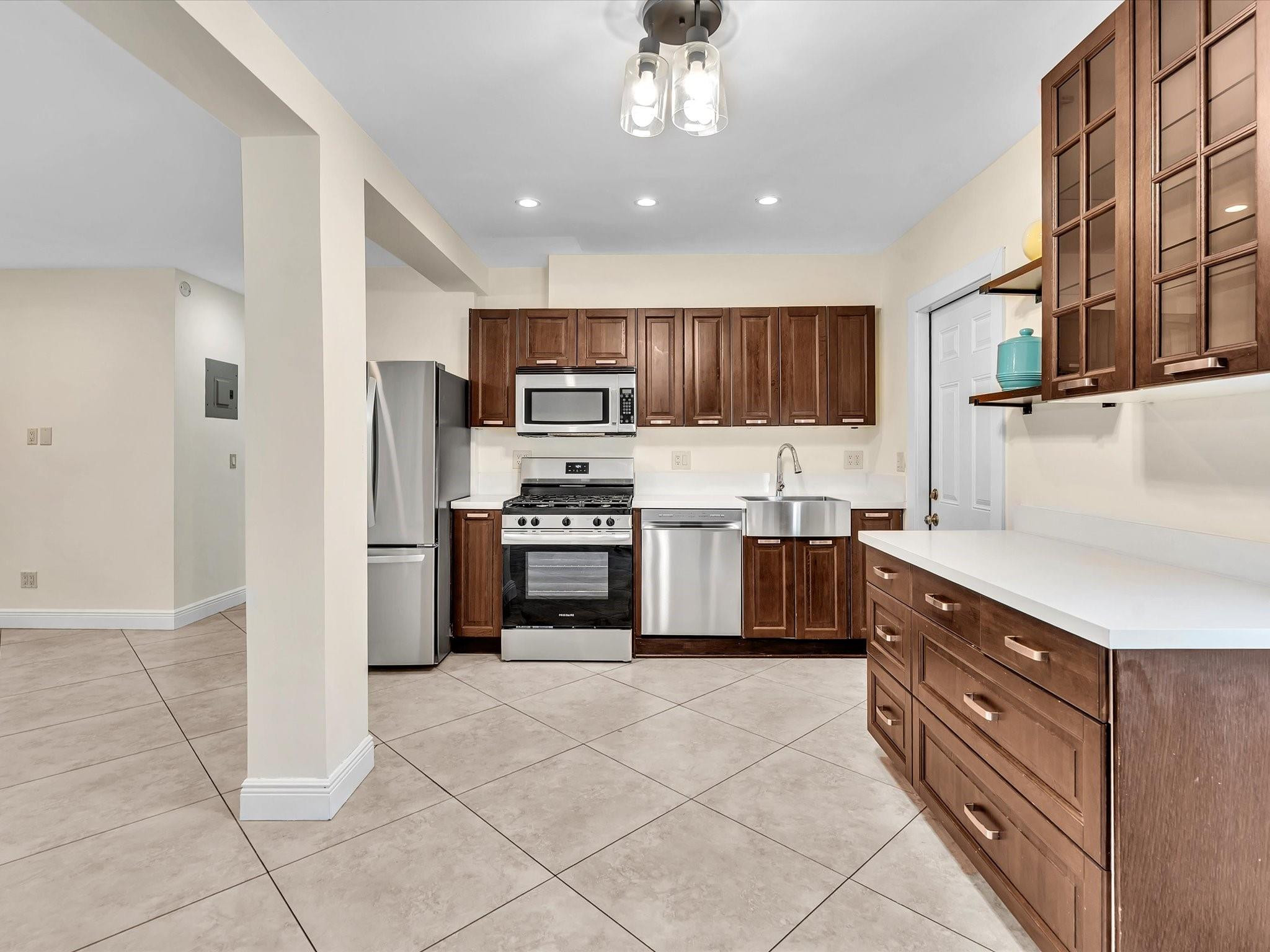 Lauder Gate Isles 28-17 B - Residential Lease